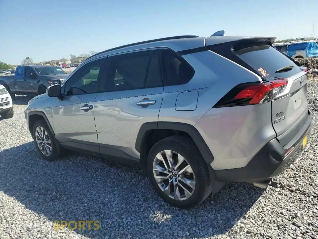 2 Photograph of a damaged car 2T3Y1RFV3LC059214 TOYOTA RAV4 2020
