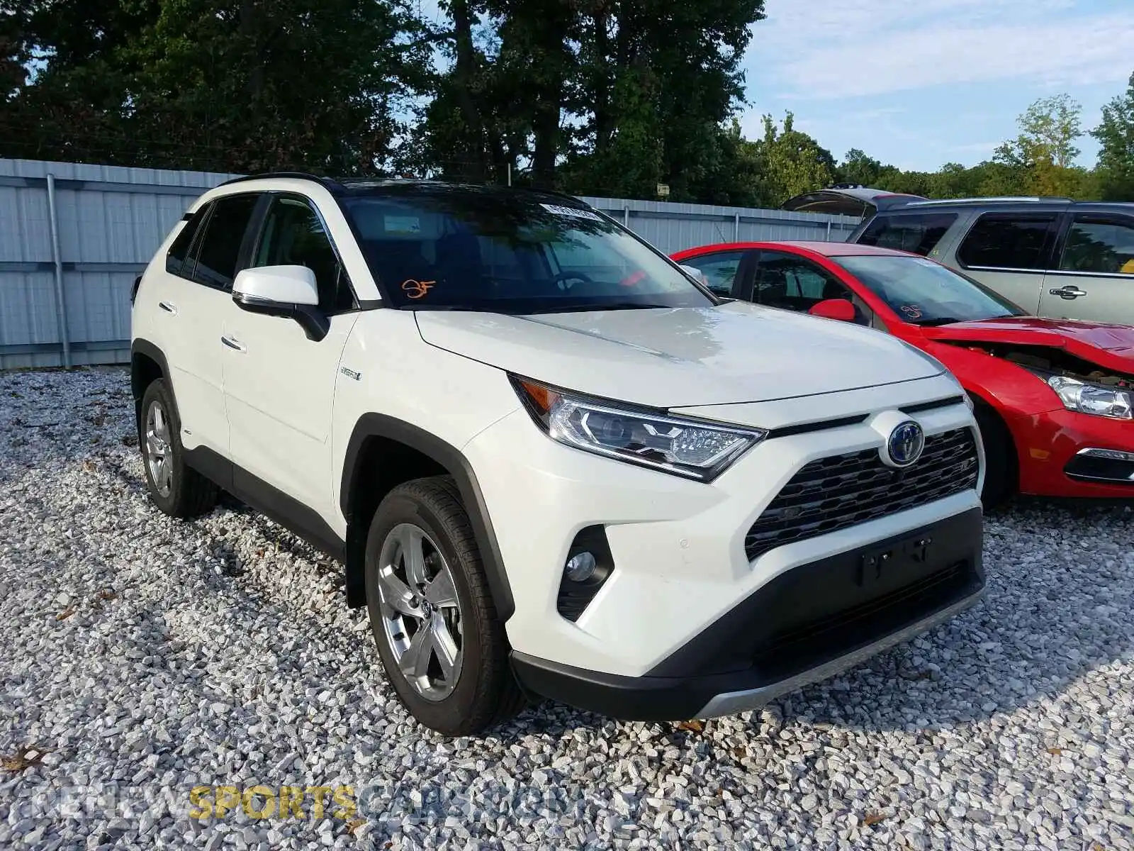 1 Photograph of a damaged car 4T3DWRFV7LU001623 TOYOTA RAV4 2020