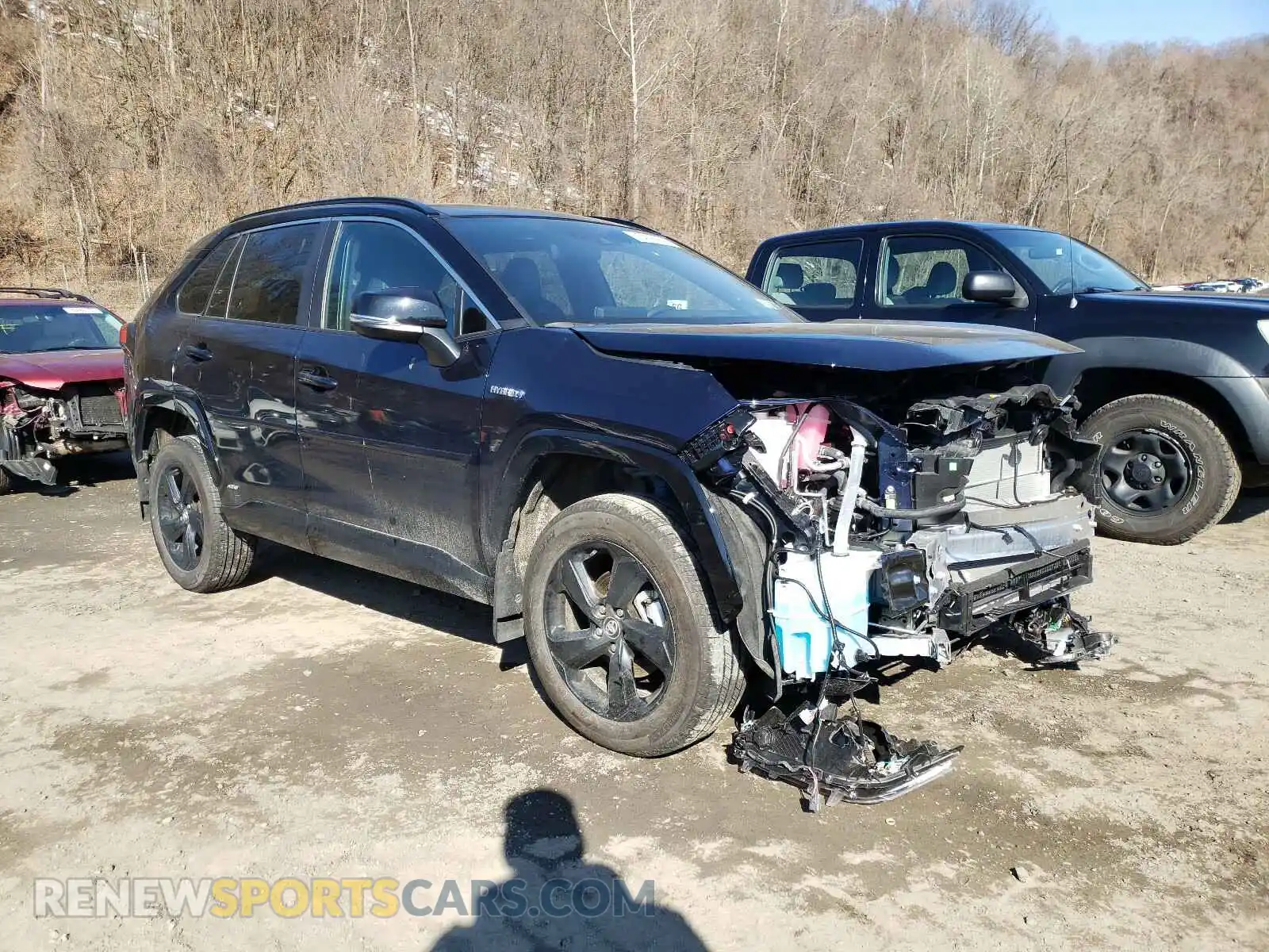 1 Photograph of a damaged car 4T3EWRFV3LU006337 TOYOTA RAV4 2020