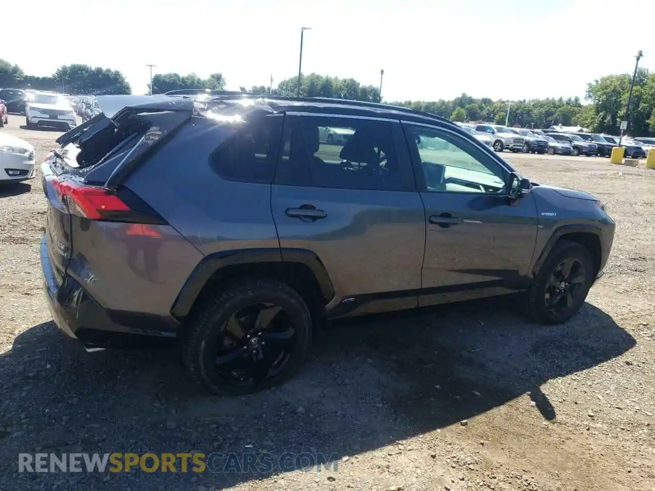 3 Photograph of a damaged car 4T3EWRFV4LU002605 TOYOTA RAV4 2020