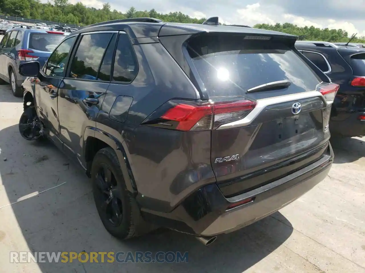 3 fotografías del automóvil dañado 4T3EWRFV9LU006908 TOYOTA RAV4 2020