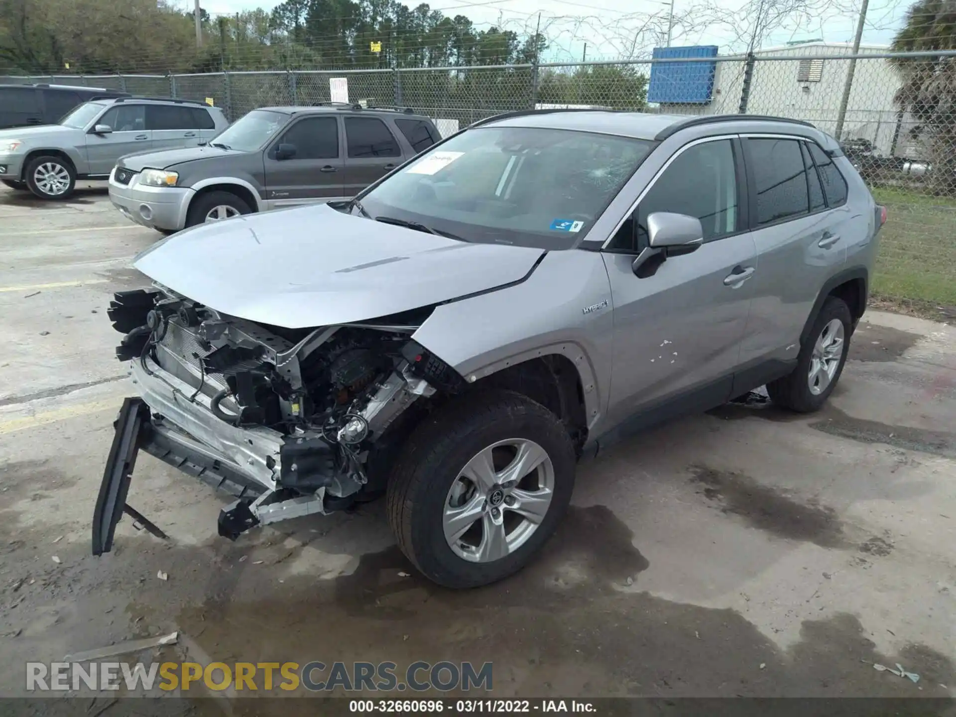 2 Photograph of a damaged car 4T3R6RFV4LU001701 TOYOTA RAV4 2020