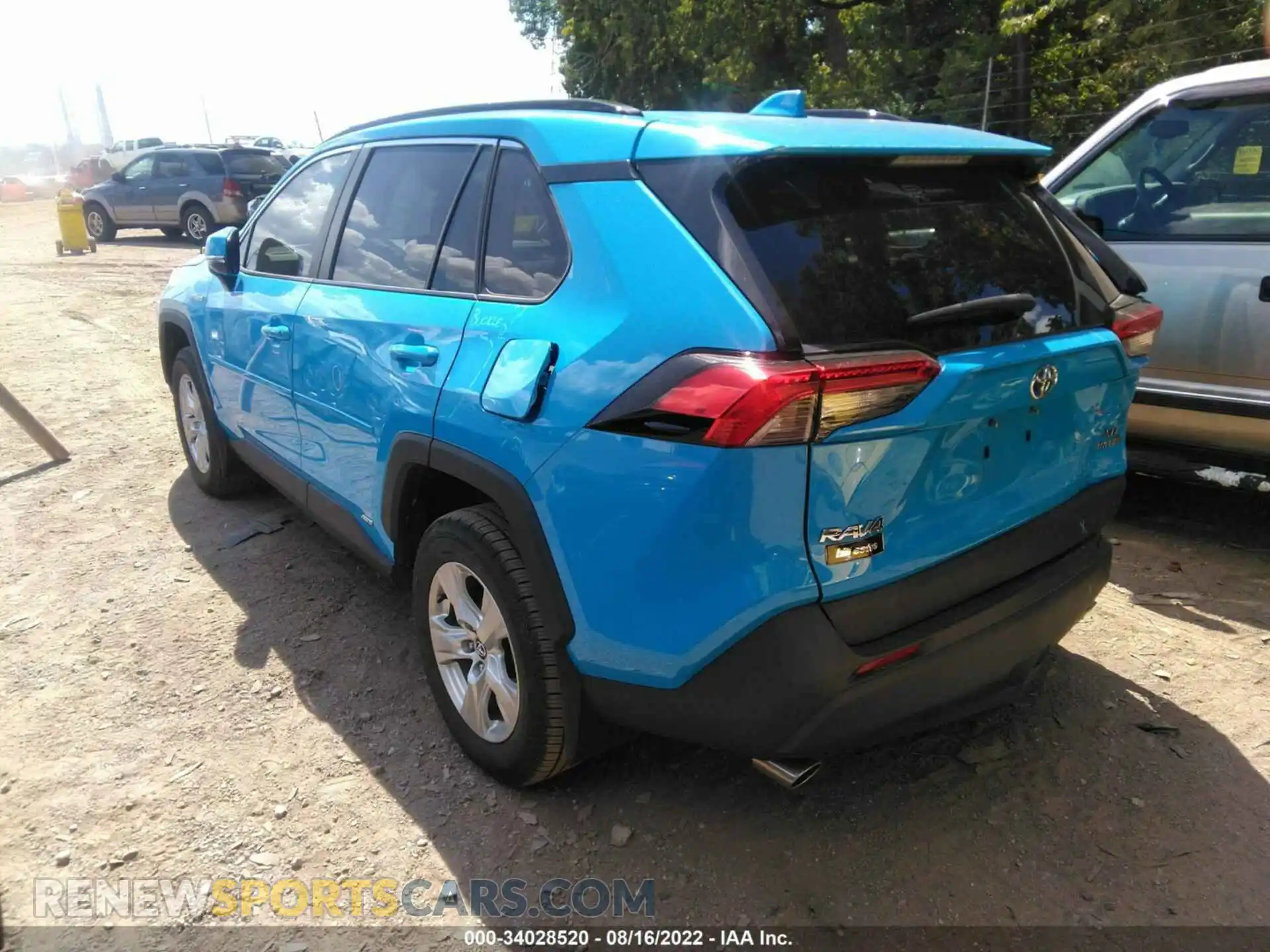 3 Фотография поврежденного автомобиля 4T3RWRFV7LU001191 TOYOTA RAV4 2020