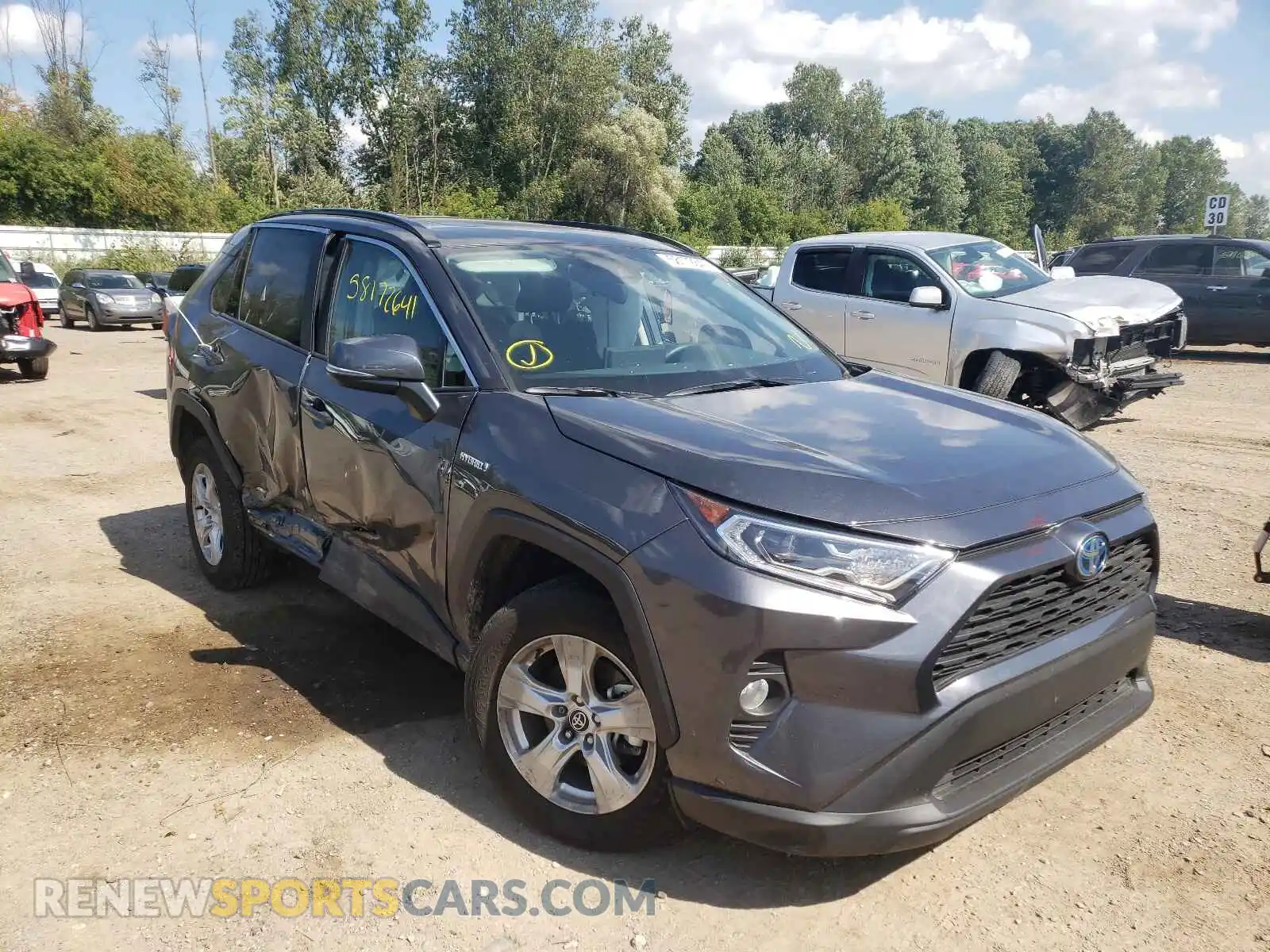 1 Photograph of a damaged car 4T3RWRFV7LU002499 TOYOTA RAV4 2020