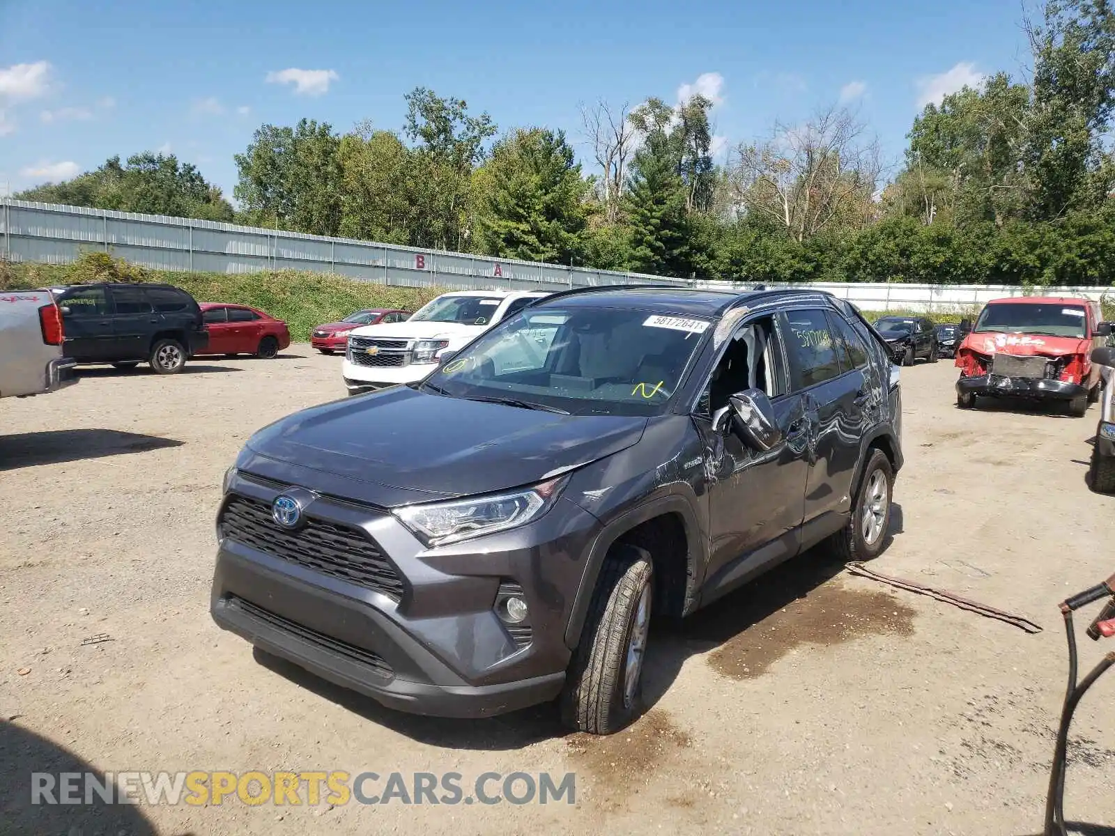 2 Photograph of a damaged car 4T3RWRFV7LU002499 TOYOTA RAV4 2020