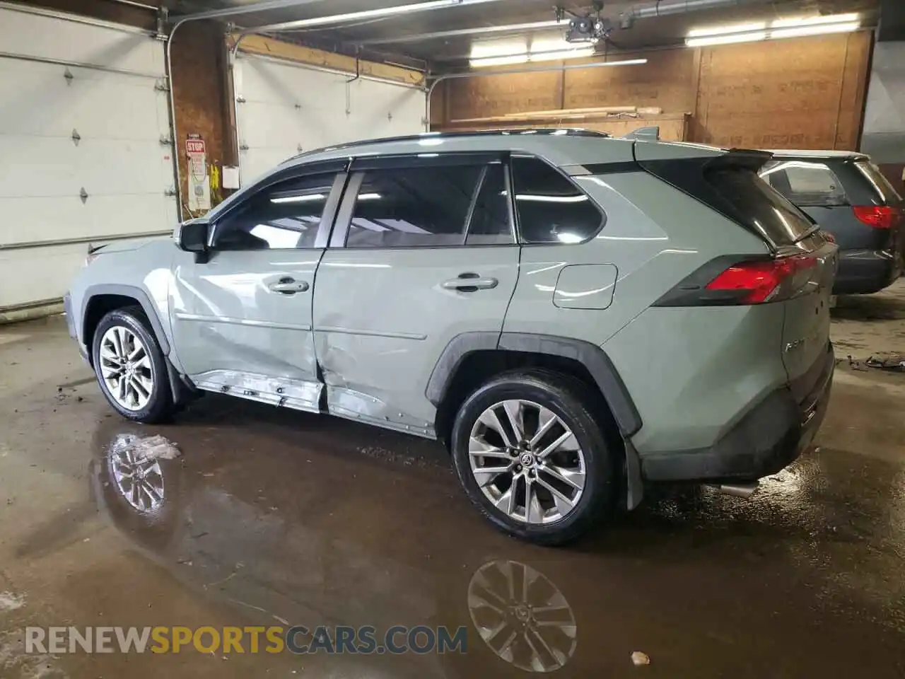 2 Фотография поврежденного автомобиля JTMA1RFV1LJ026727 TOYOTA RAV4 2020