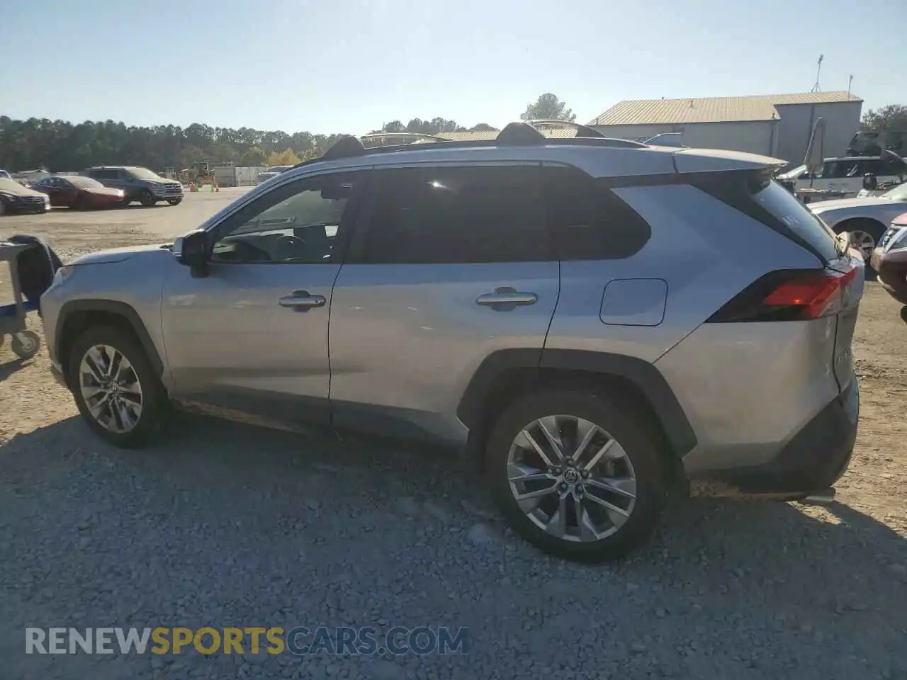 2 Photograph of a damaged car JTMC1RFV0LD042585 TOYOTA RAV4 2020