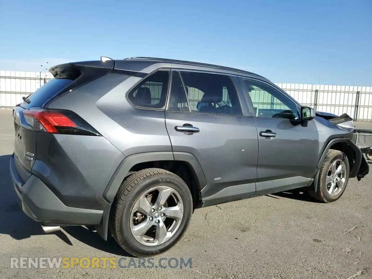 3 Photograph of a damaged car JTMDWRFV7LD531510 TOYOTA RAV4 2020
