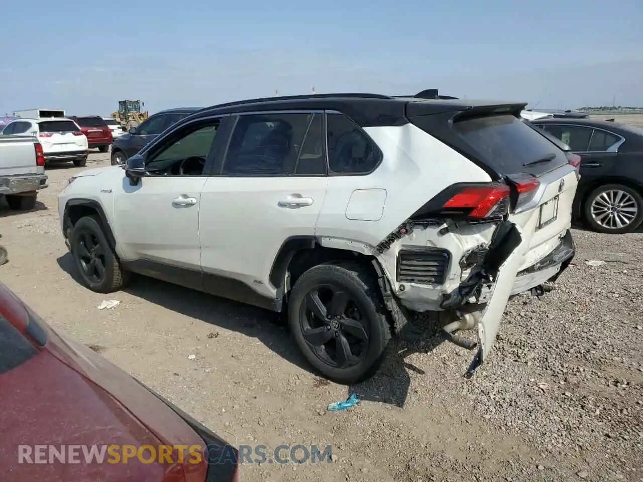 2 Photograph of a damaged car JTME6RFV0LD500698 TOYOTA RAV4 2020