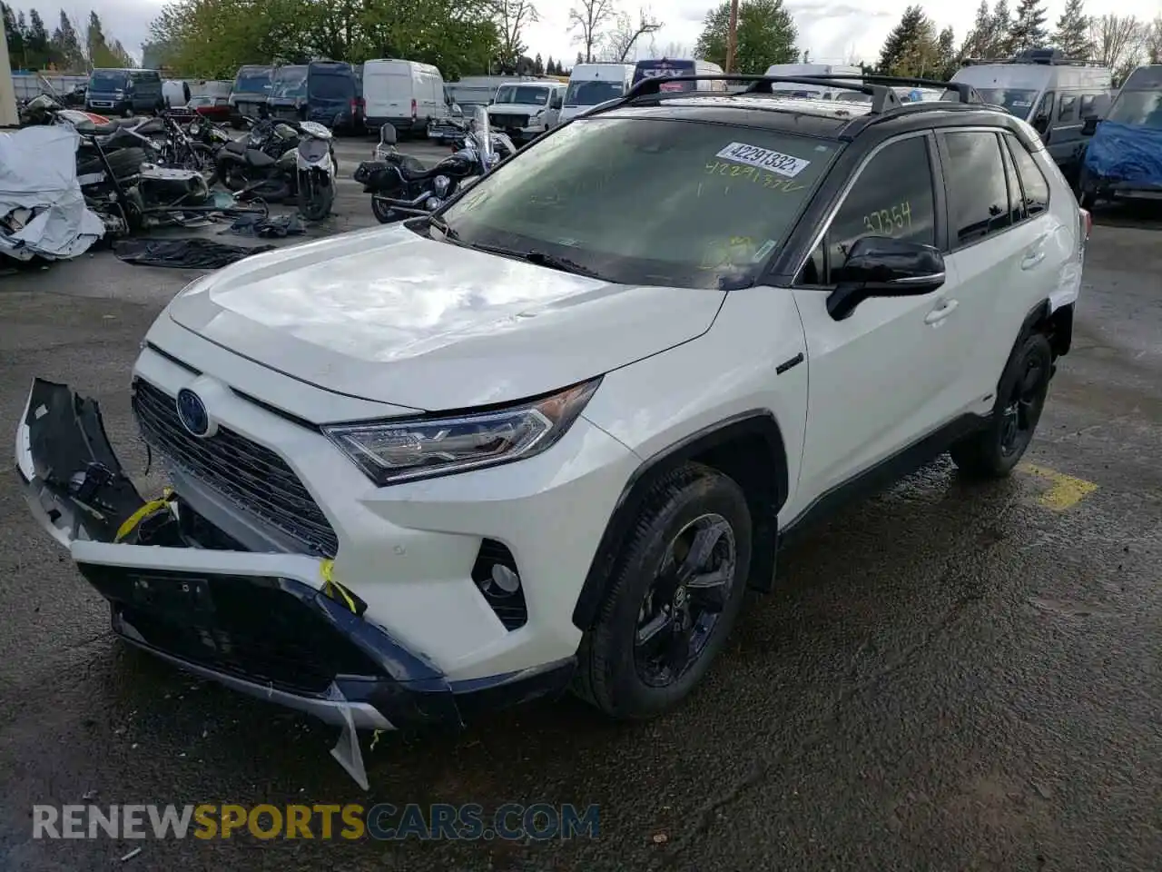 2 Photograph of a damaged car JTME6RFV2LJ002388 TOYOTA RAV4 2020