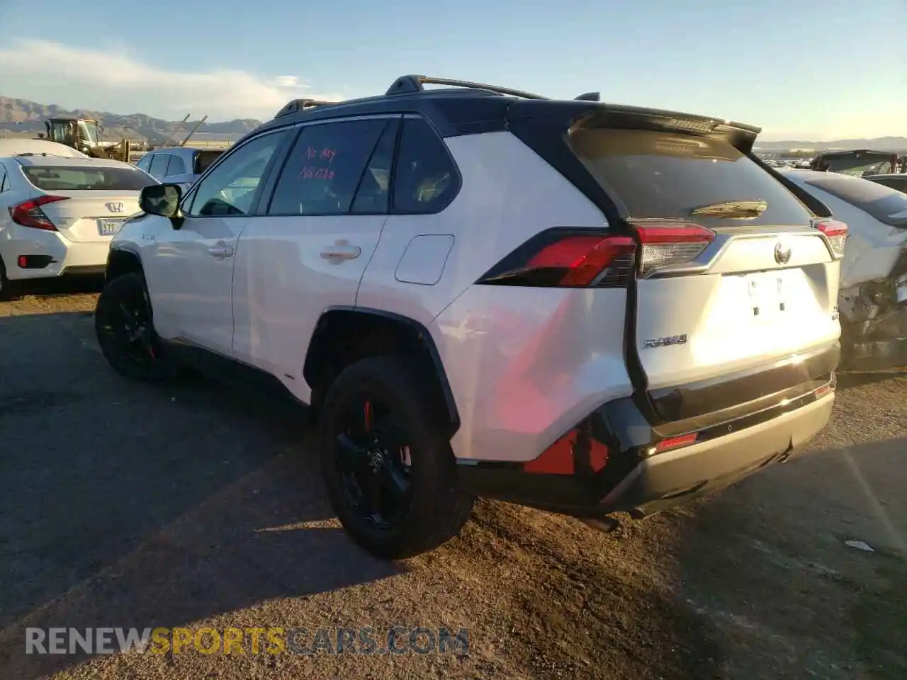 3 Photograph of a damaged car JTMEWRFV0LD539789 TOYOTA RAV4 2020