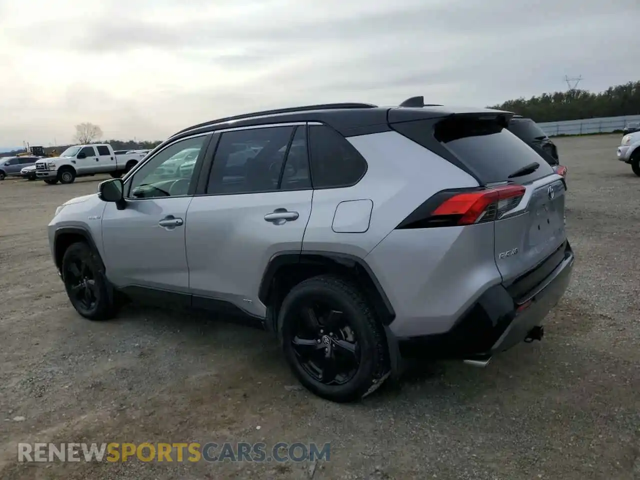 2 Photograph of a damaged car JTMEWRFV1LJ042574 TOYOTA RAV4 2020