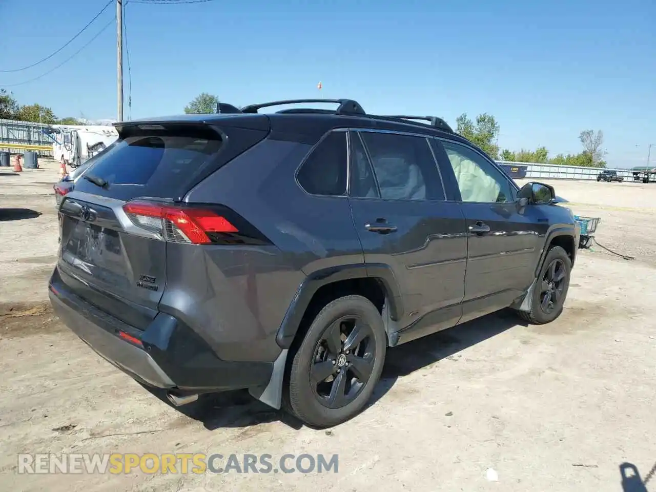 3 fotografías del automóvil dañado JTMEWRFV2LJ030661 TOYOTA RAV4 2020