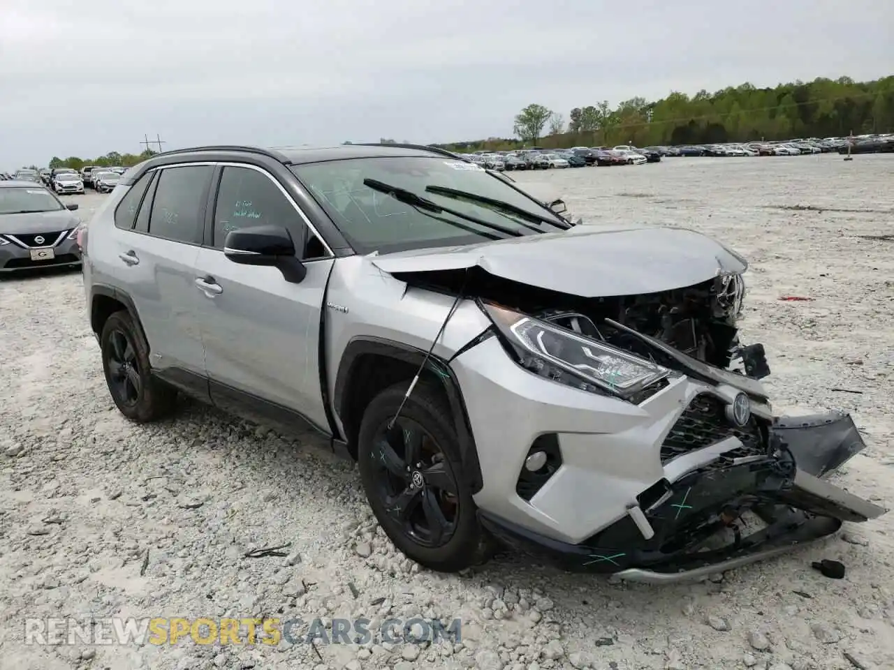 1 Photograph of a damaged car JTMEWRFV2LJ045595 TOYOTA RAV4 2020