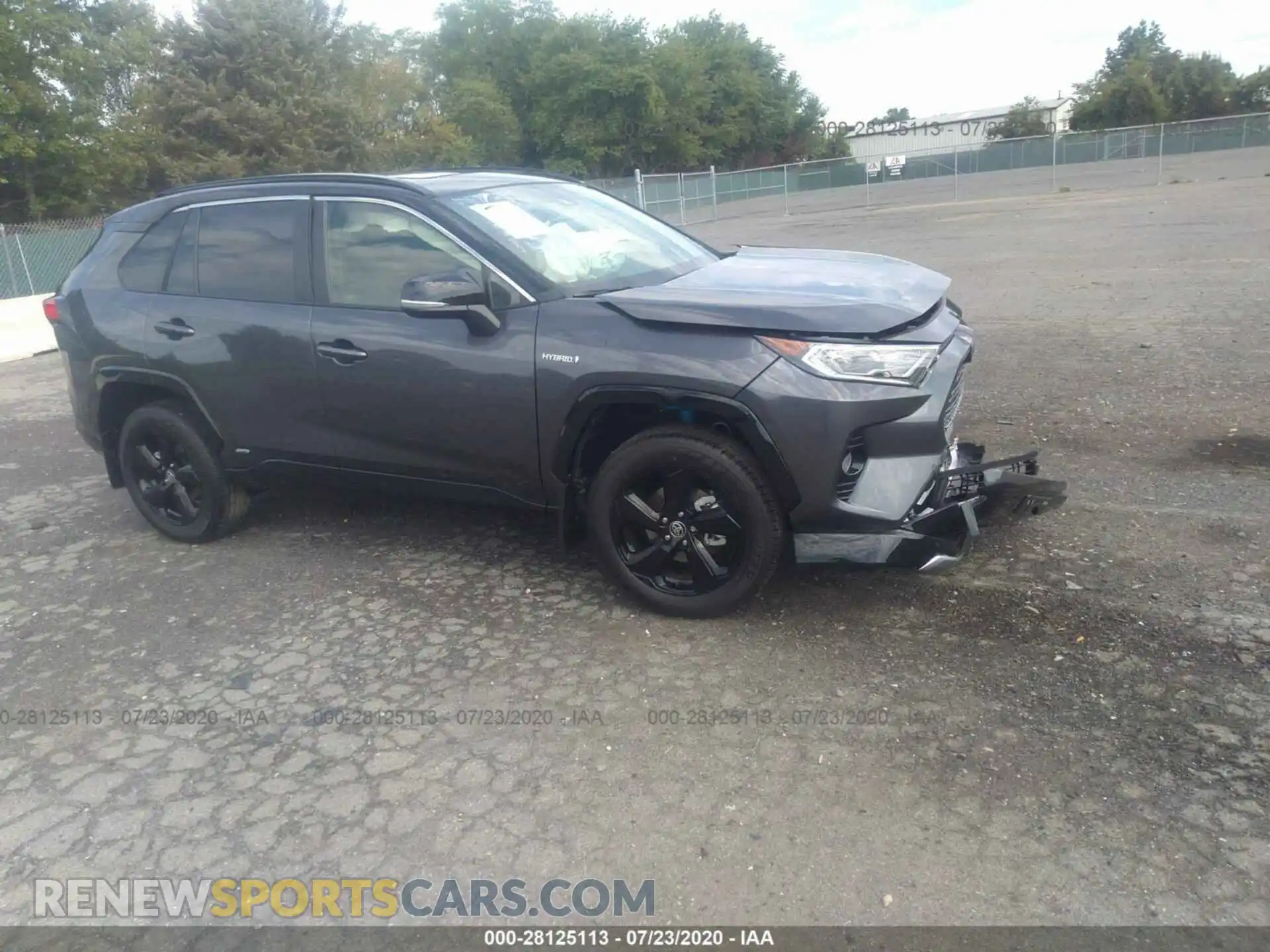 1 Photograph of a damaged car JTMEWRFV3LJ044472 TOYOTA RAV4 2020