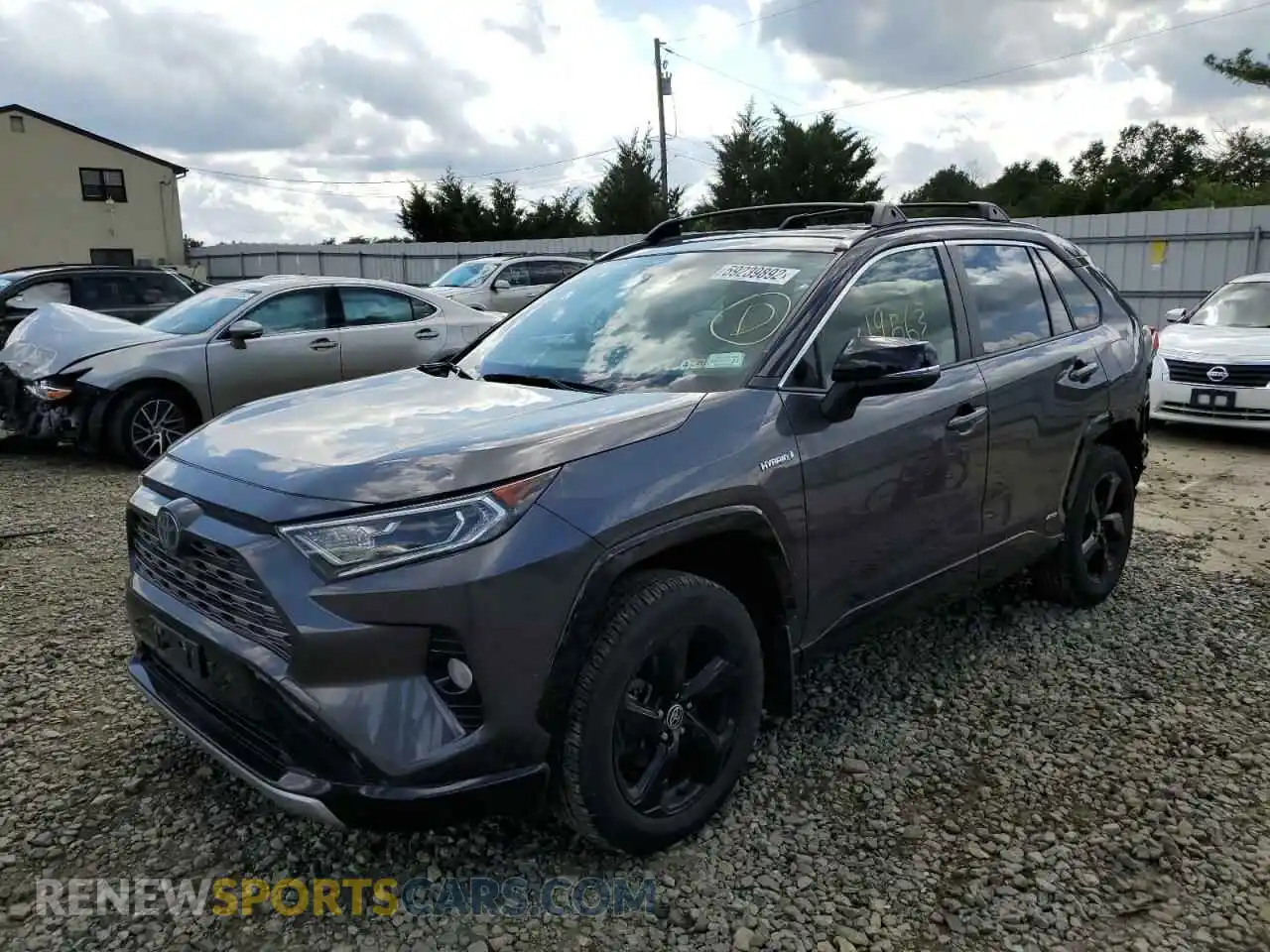 2 Photograph of a damaged car JTMEWRFV4LJ042682 TOYOTA RAV4 2020