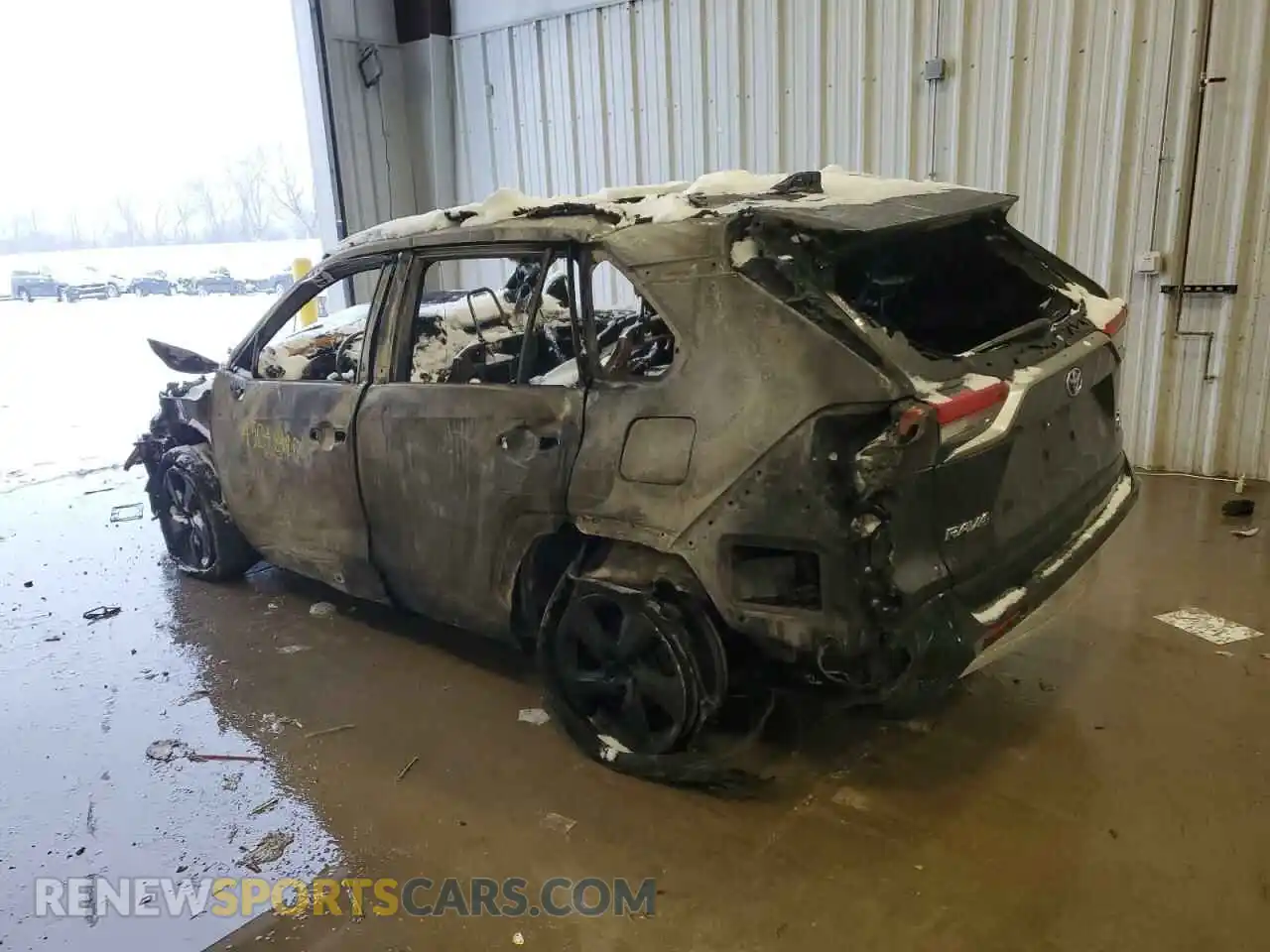 2 fotografías del automóvil dañado JTMEWRFV6LJ031344 TOYOTA RAV4 2020
