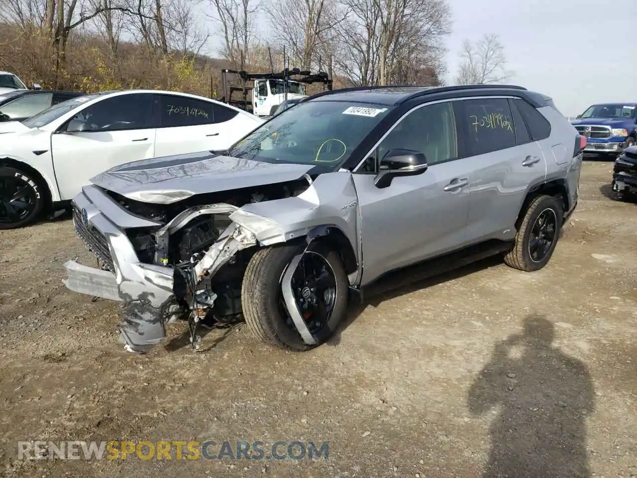 1 Фотография поврежденного автомобиля JTMEWRFV6LJ031831 TOYOTA RAV4 2020