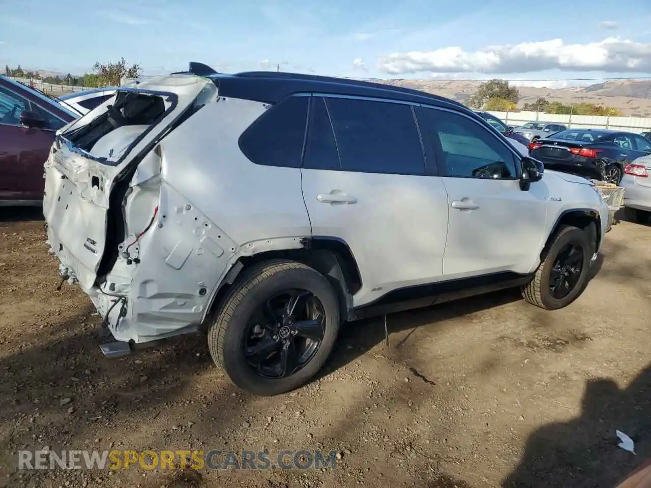 3 fotografías del automóvil dañado JTMEWRFV8LJ041714 TOYOTA RAV4 2020