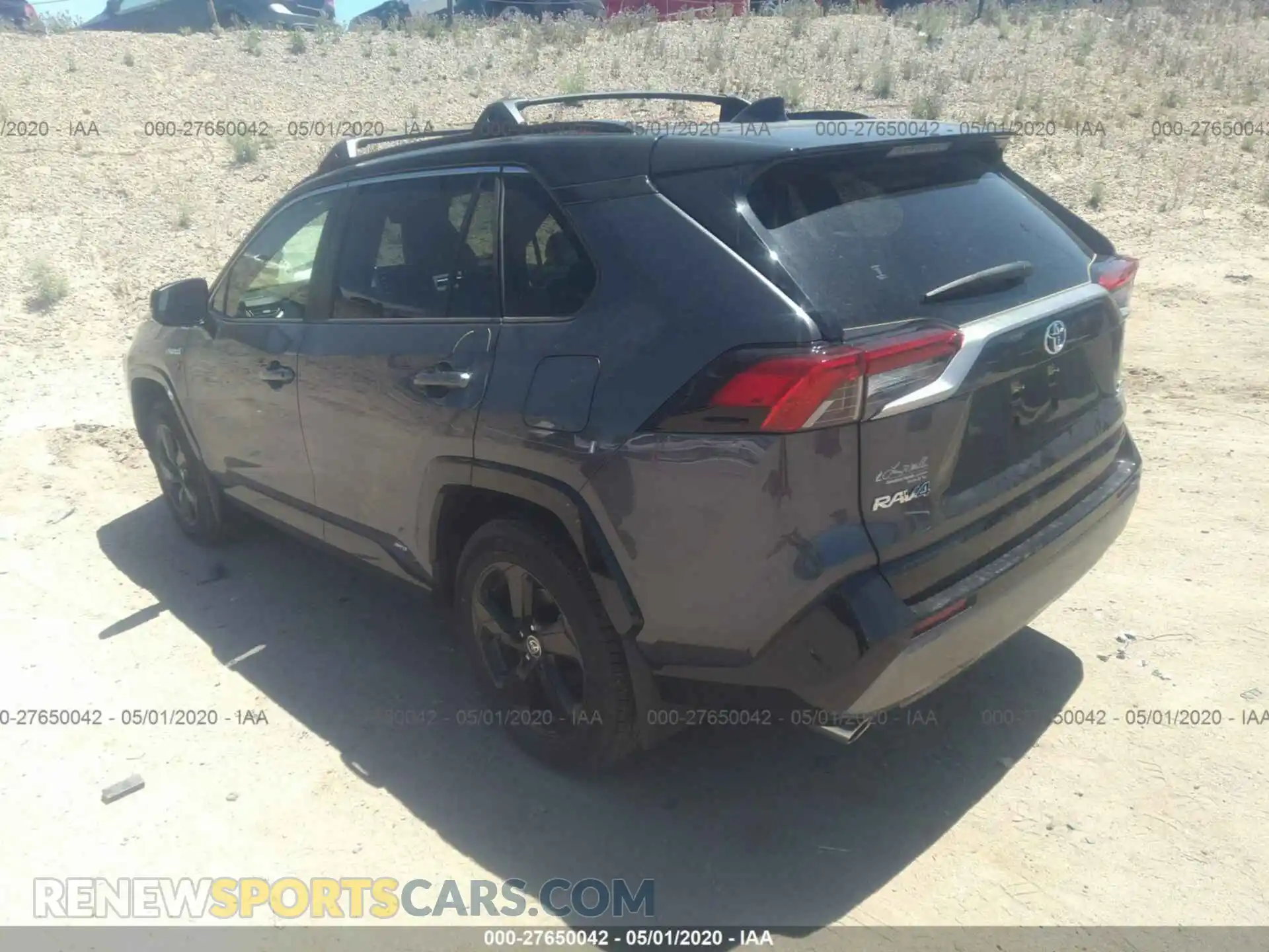 3 Photograph of a damaged car JTMEWRFV9LJ034772 TOYOTA RAV4 2020