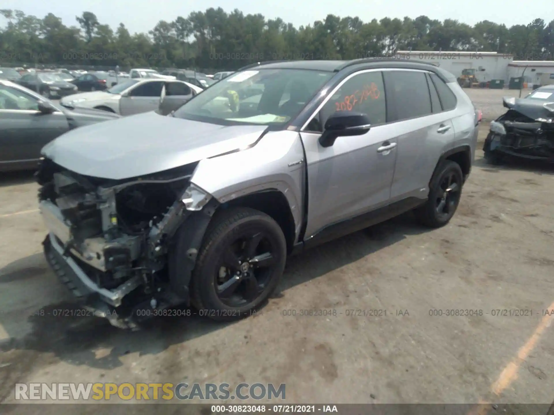 2 Photograph of a damaged car JTMEWRFVXLJ032304 TOYOTA RAV4 2020