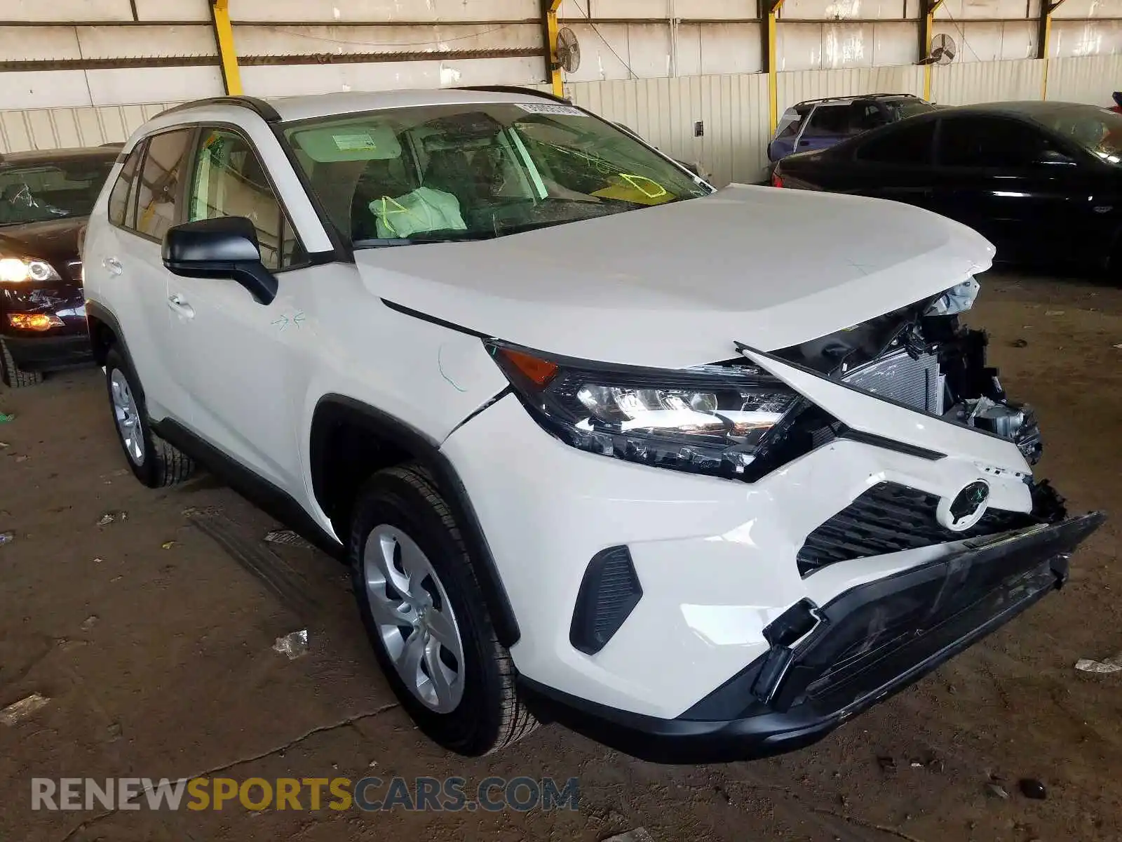1 Photograph of a damaged car JTMF1RFV0LD054393 TOYOTA RAV4 2020