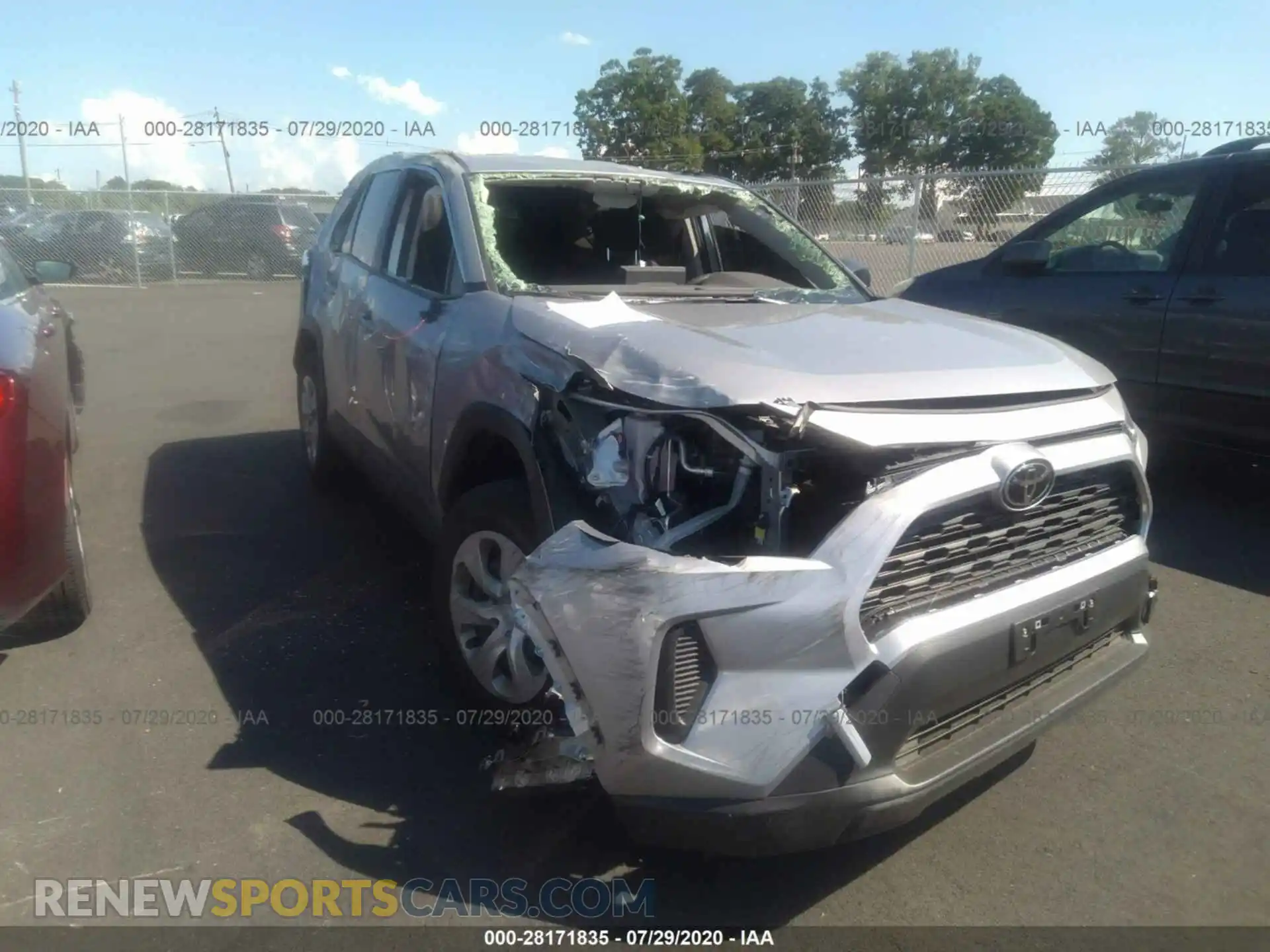1 Photograph of a damaged car JTMF1RFV3LD060592 TOYOTA RAV4 2020