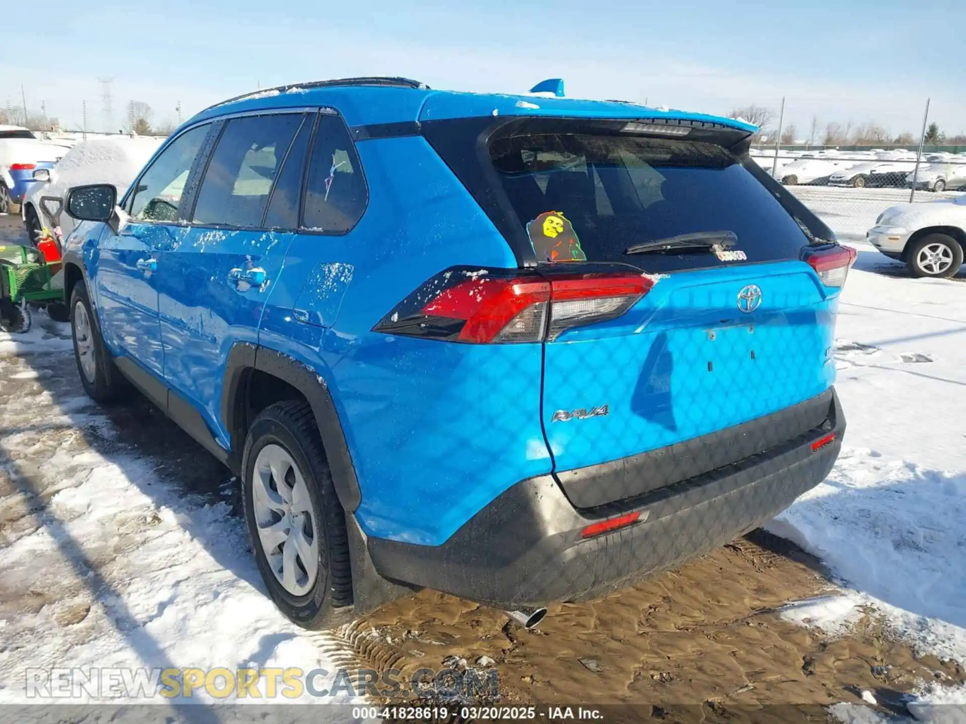 3 Photograph of a damaged car JTMF1RFV3LD068644 TOYOTA RAV4 2020