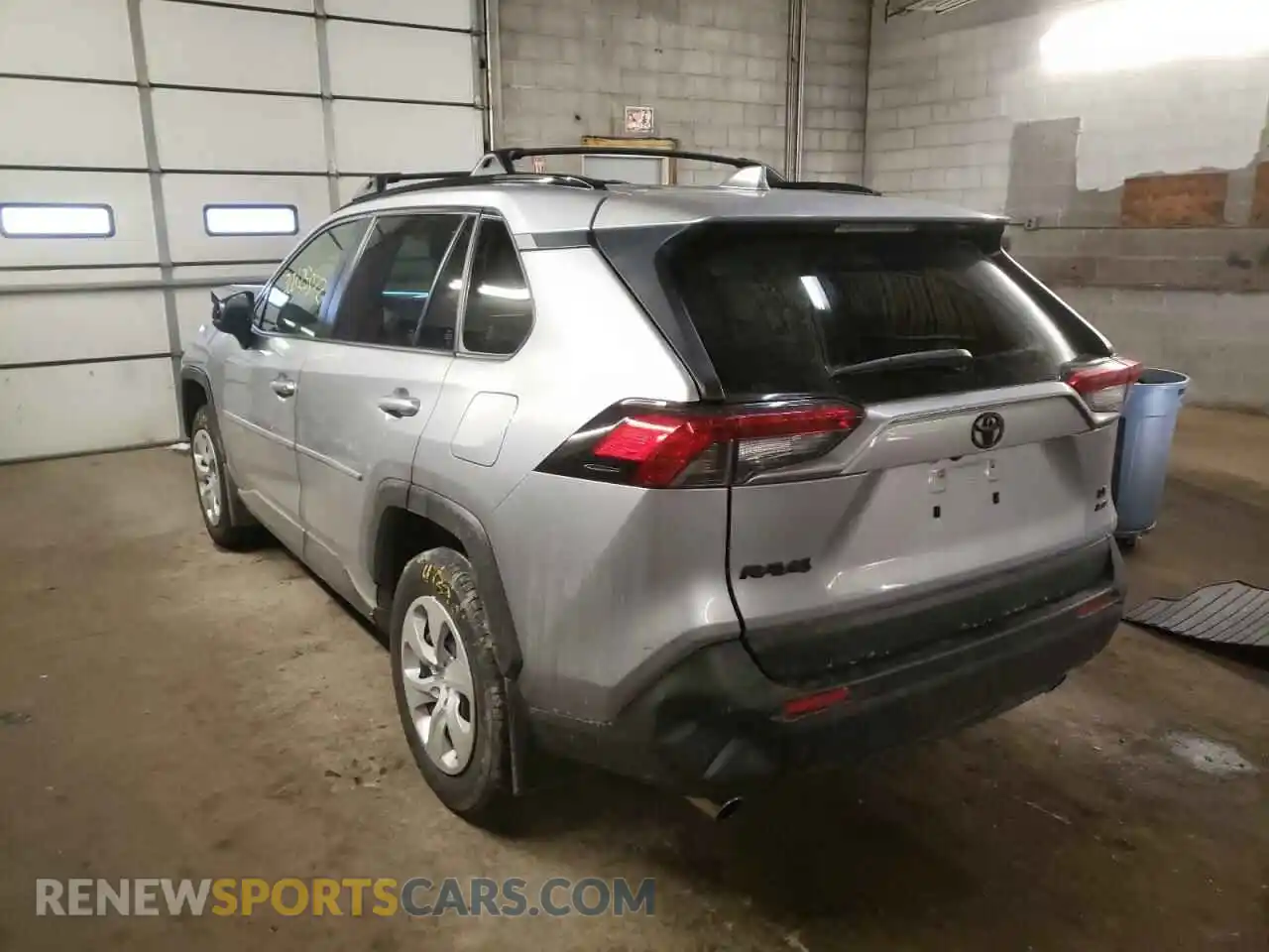 3 Фотография поврежденного автомобиля JTMF1RFV7LD059607 TOYOTA RAV4 2020