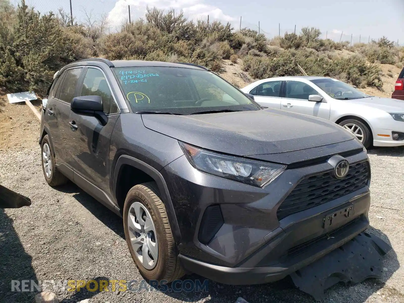 1 Photograph of a damaged car JTMF1RFVXLD048696 TOYOTA RAV4 2020