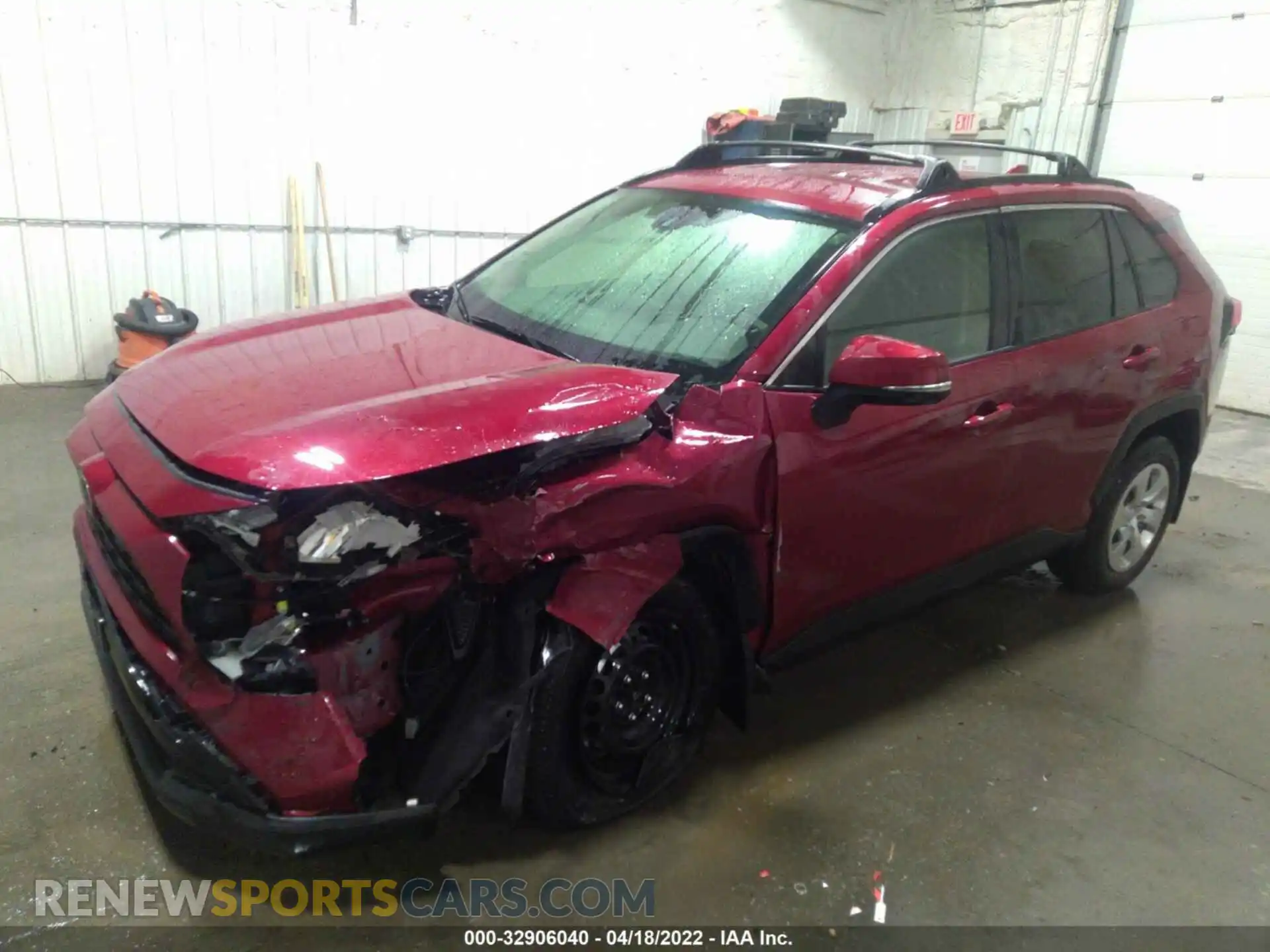 2 Photograph of a damaged car JTMG1RFV4LD055972 TOYOTA RAV4 2020