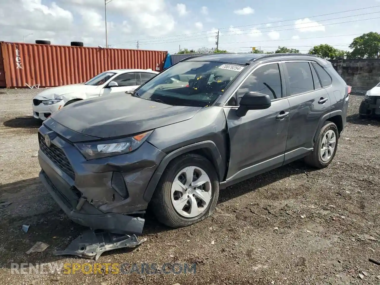 1 Photograph of a damaged car JTMH1RFV0LD047064 TOYOTA RAV4 2020