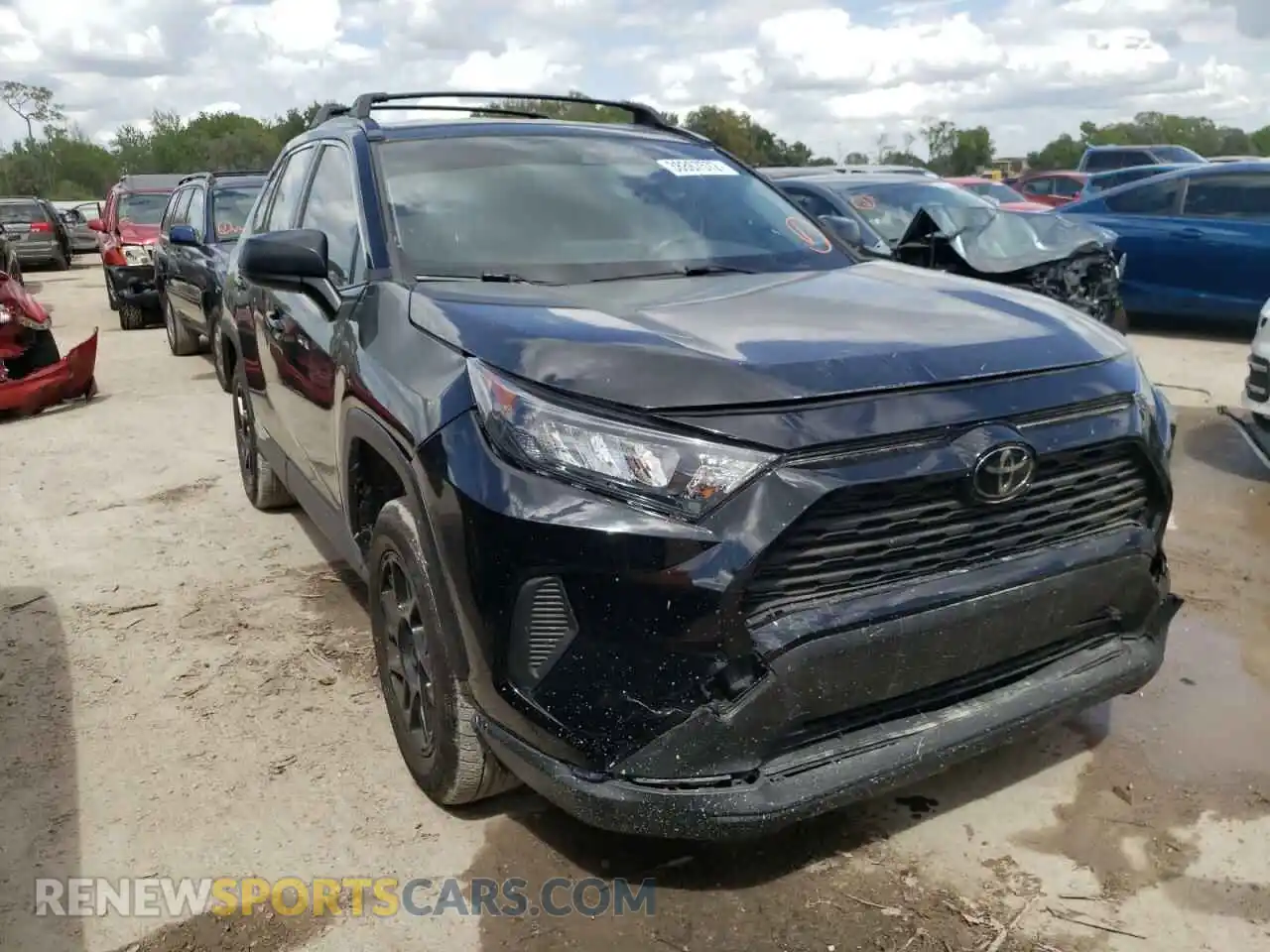 1 Photograph of a damaged car JTMH1RFV0LD059926 TOYOTA RAV4 2020