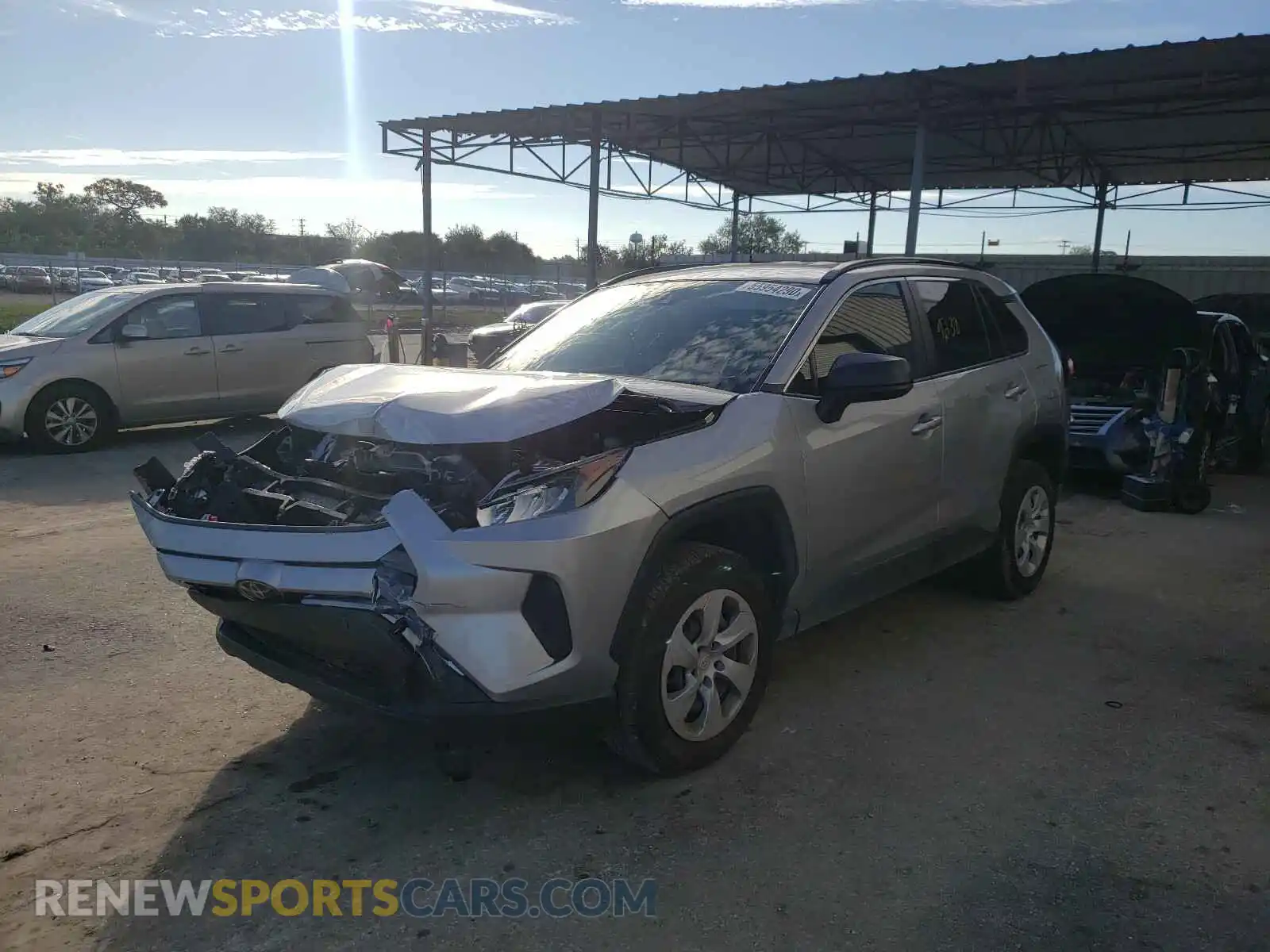 2 Photograph of a damaged car JTMH1RFV7LD050799 TOYOTA RAV4 2020