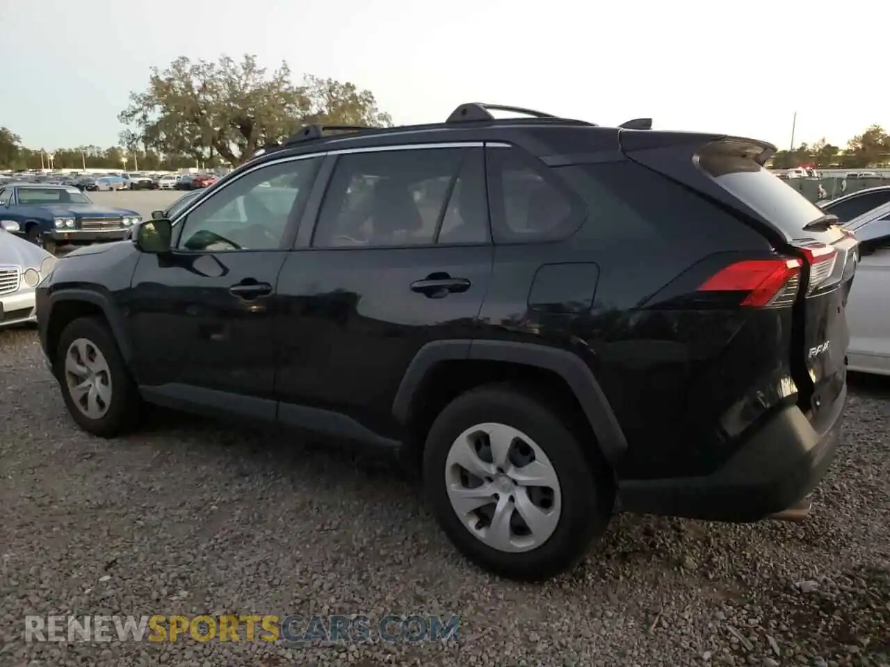 2 Photograph of a damaged car JTMH1RFV7LD060426 TOYOTA RAV4 2020