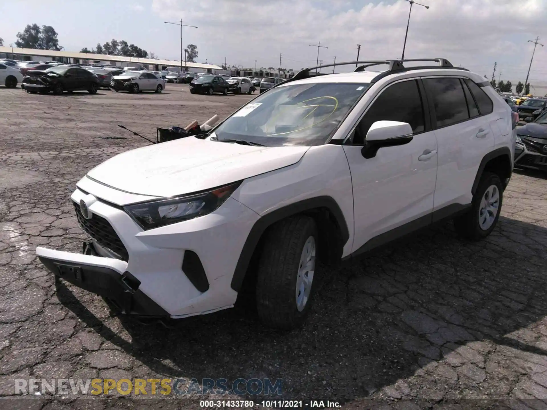 2 Photograph of a damaged car JTMK1RFV8LD060294 TOYOTA RAV4 2020