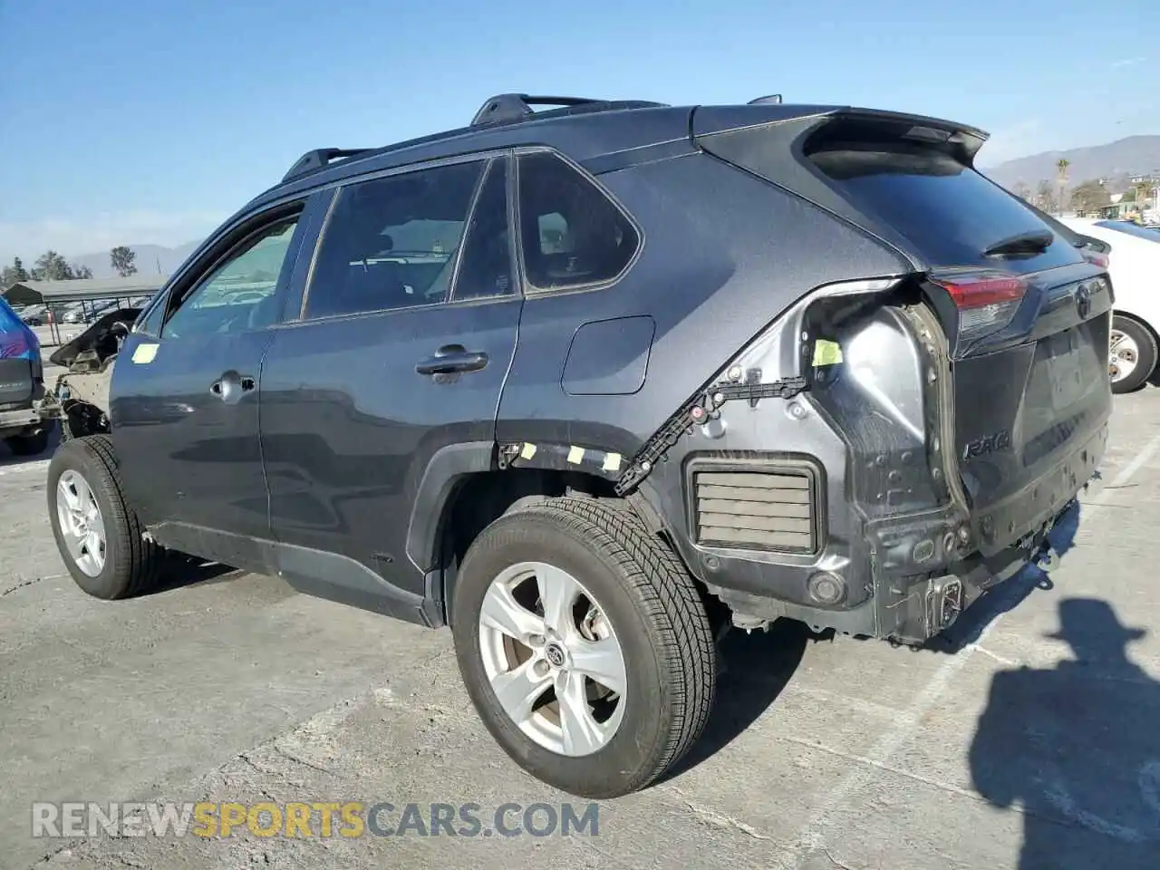 2 fotografías del automóvil dañado JTMLWRFV0LD534227 TOYOTA RAV4 2020