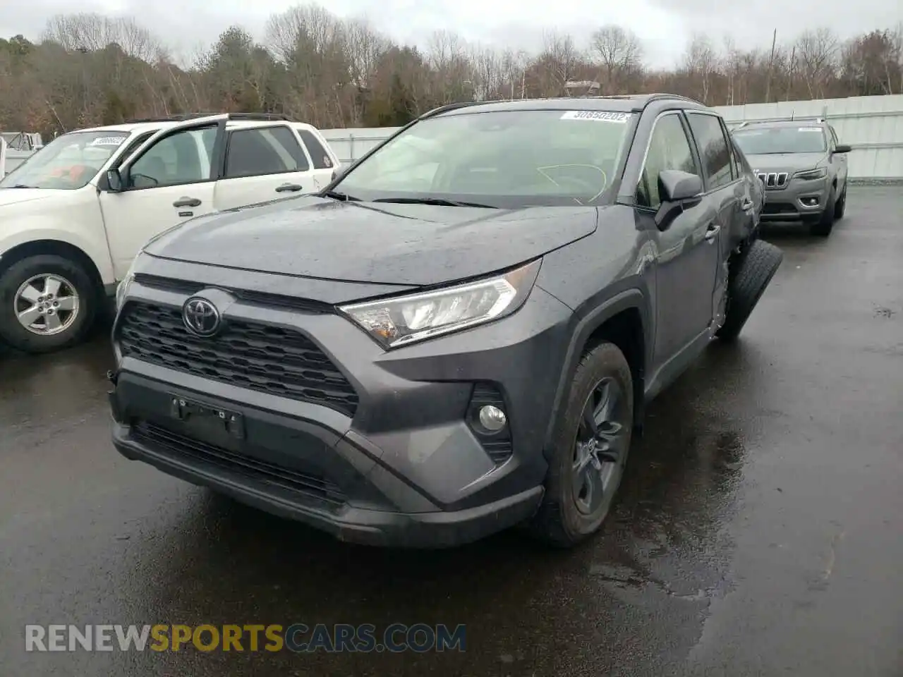 2 Photograph of a damaged car JTMP1RFV3LD058426 TOYOTA RAV4 2020