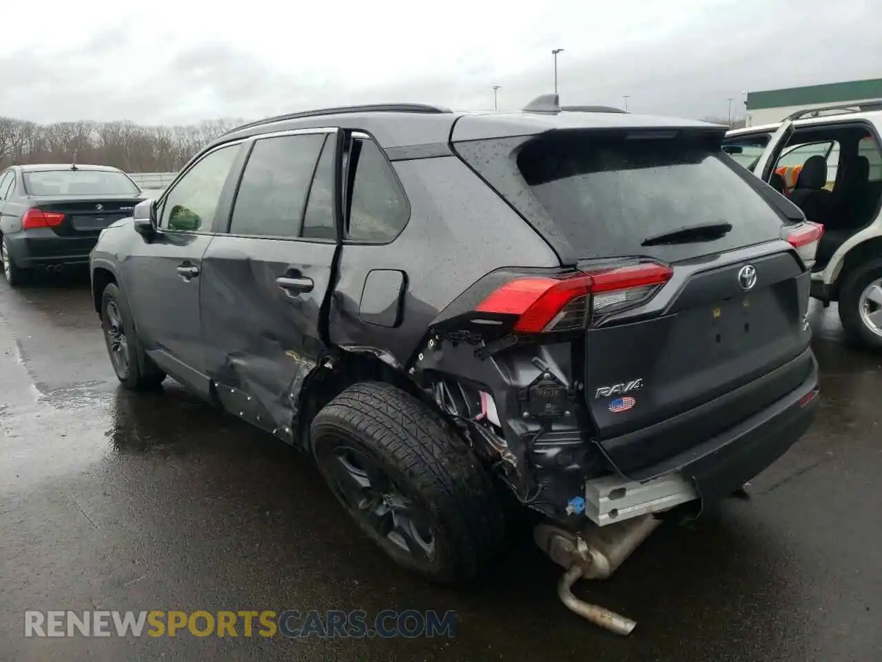 3 Photograph of a damaged car JTMP1RFV3LD058426 TOYOTA RAV4 2020