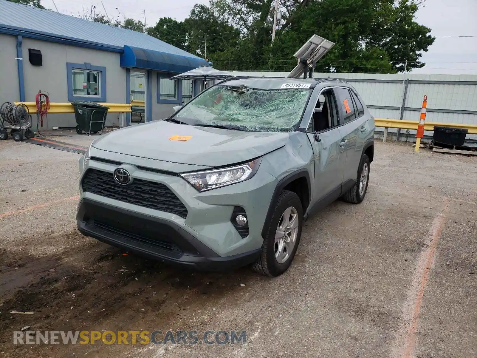 2 Photograph of a damaged car JTMP1RFV8LJ036746 TOYOTA RAV4 2020