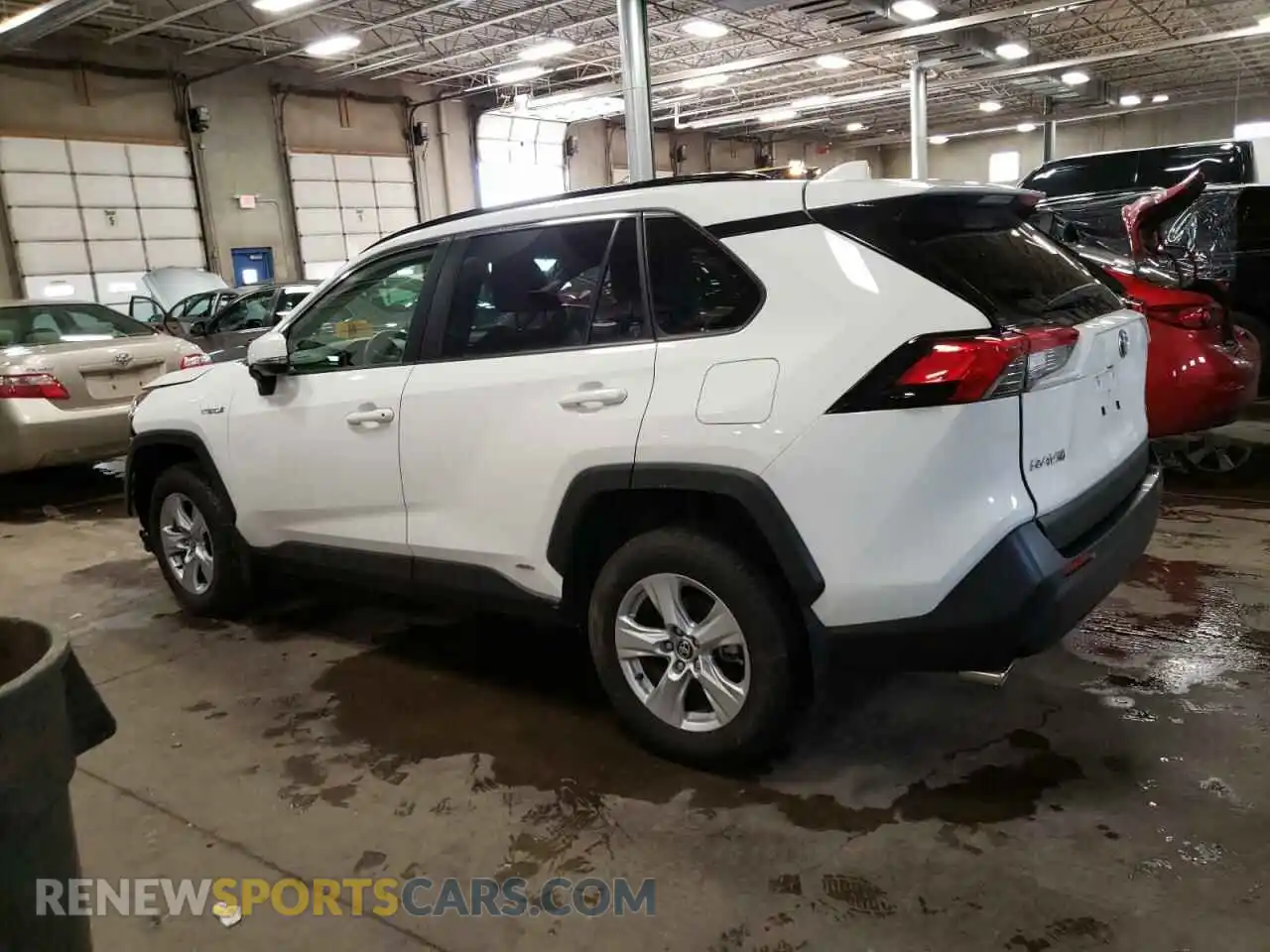2 Photograph of a damaged car JTMRWRFV9LD534382 TOYOTA RAV4 2020