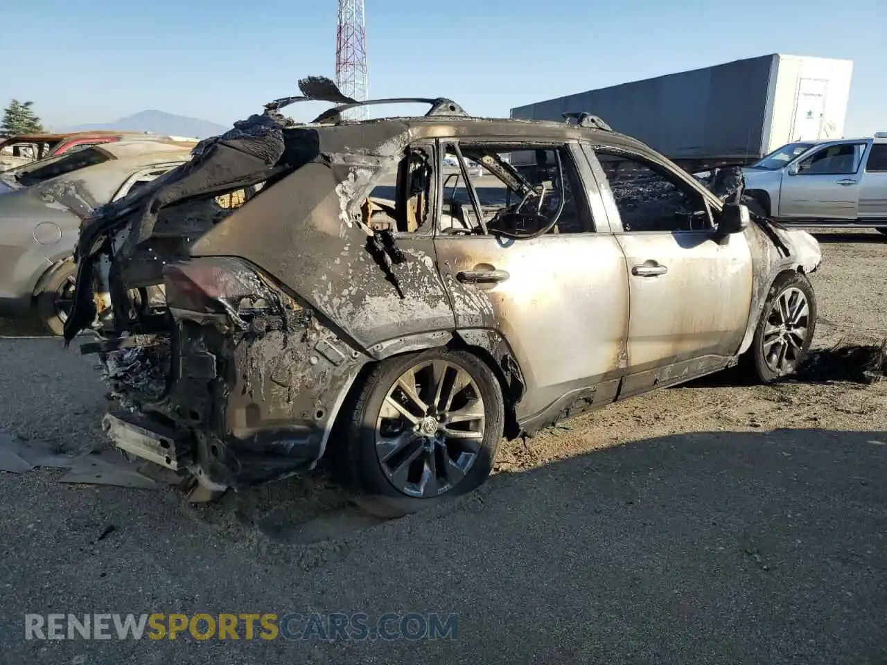 3 Photograph of a damaged car JTMY1RFV7LD519034 TOYOTA RAV4 2020