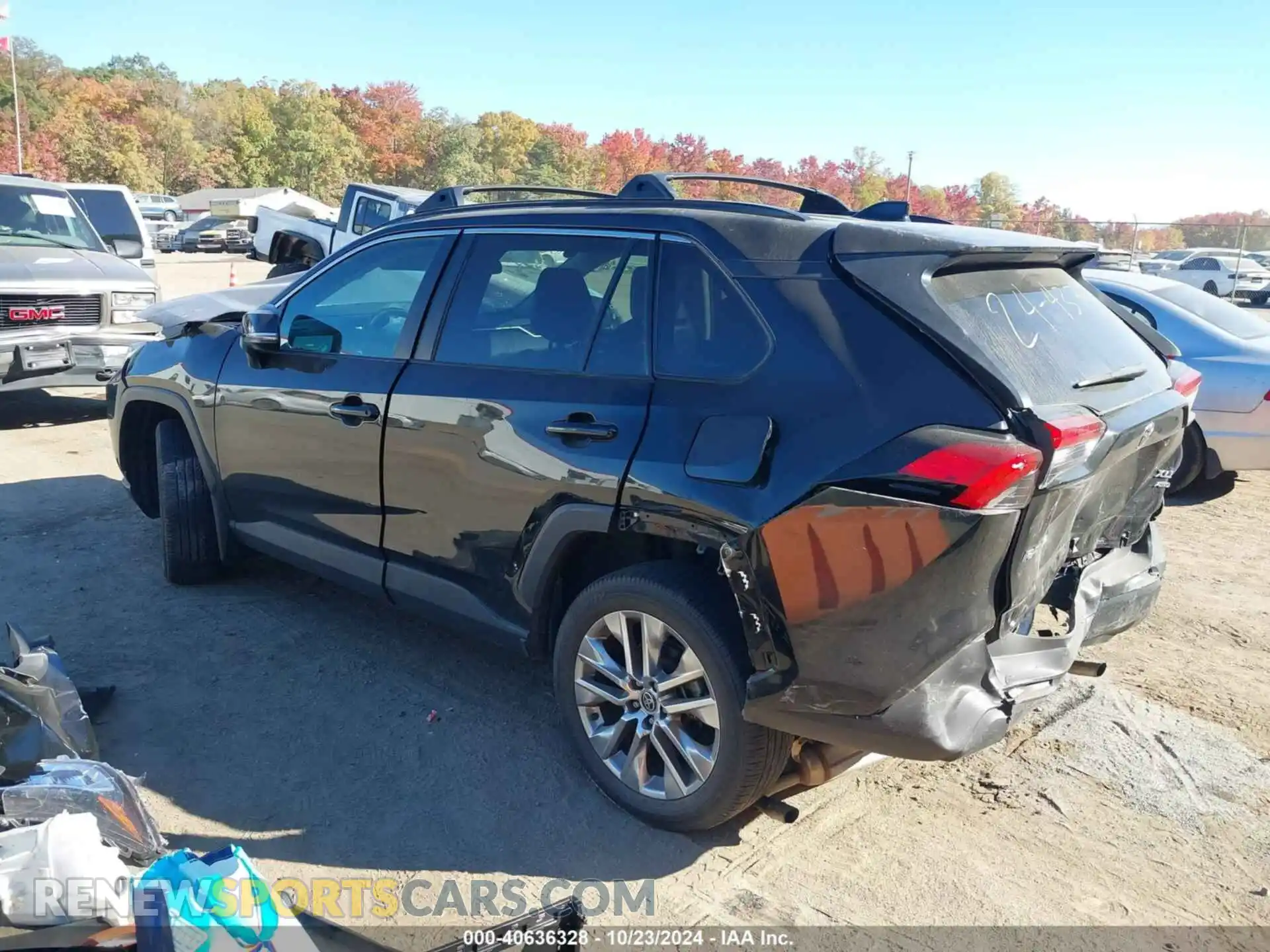 3 Photograph of a damaged car 2T3A1RFV0MC193889 TOYOTA RAV4 2021