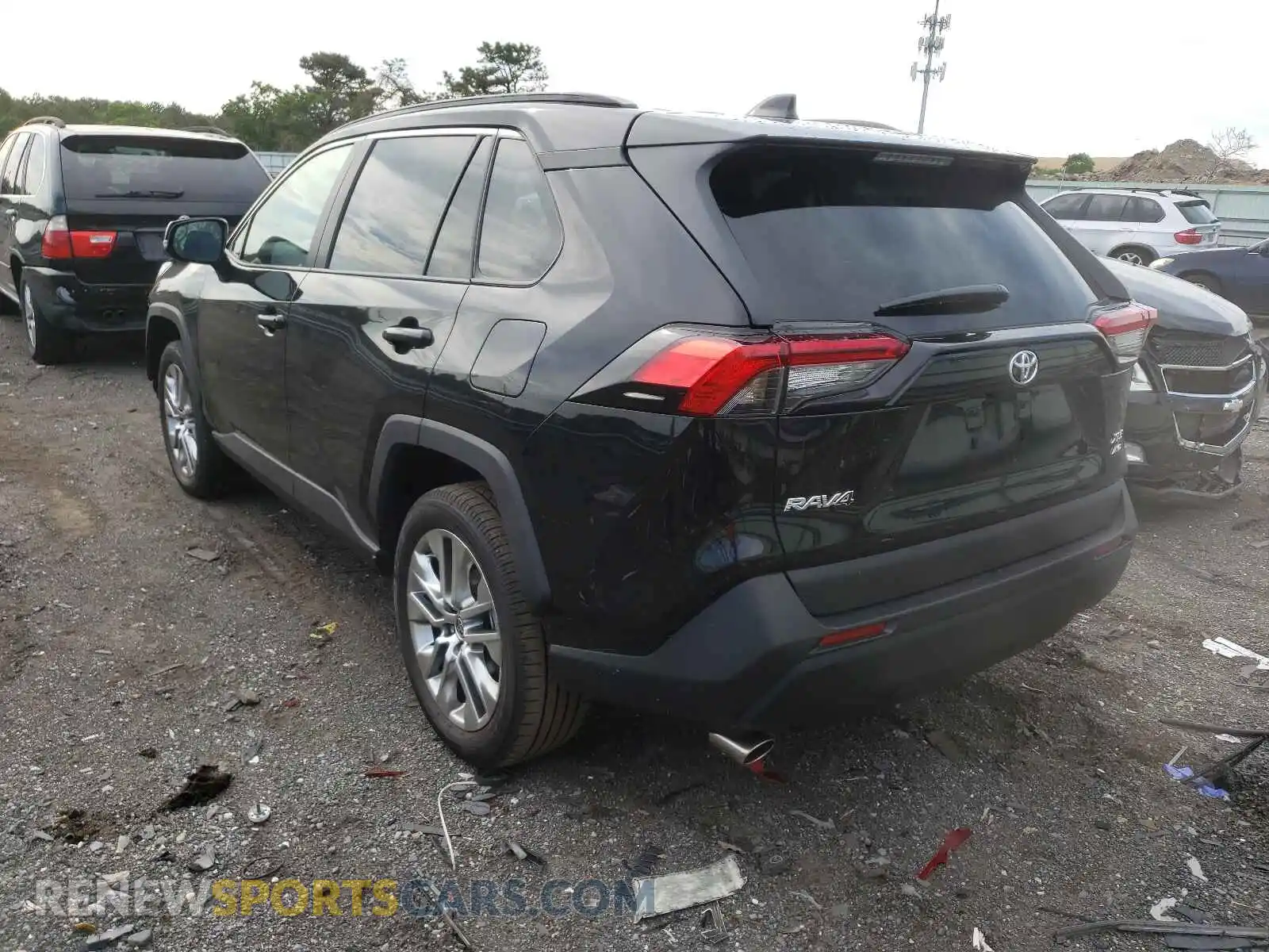3 Photograph of a damaged car 2T3A1RFV0MC200159 TOYOTA RAV4 2021