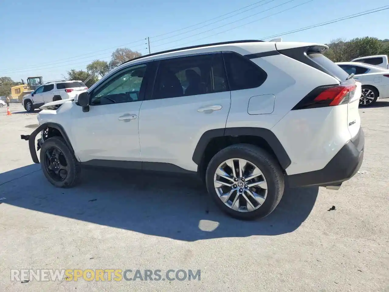 2 Photograph of a damaged car 2T3A1RFV0MW189534 TOYOTA RAV4 2021