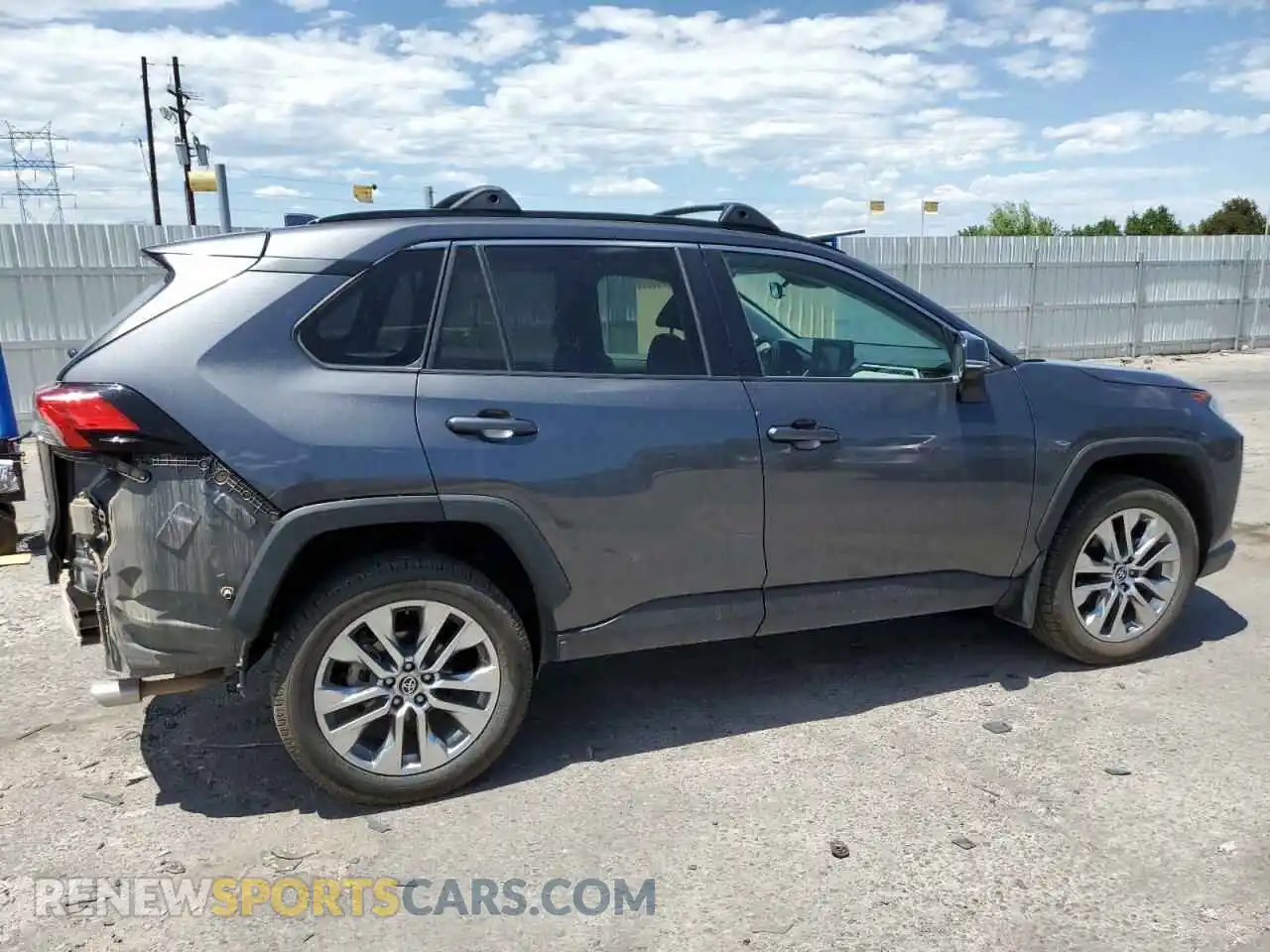 3 Photograph of a damaged car 2T3A1RFV1MC238029 TOYOTA RAV4 2021