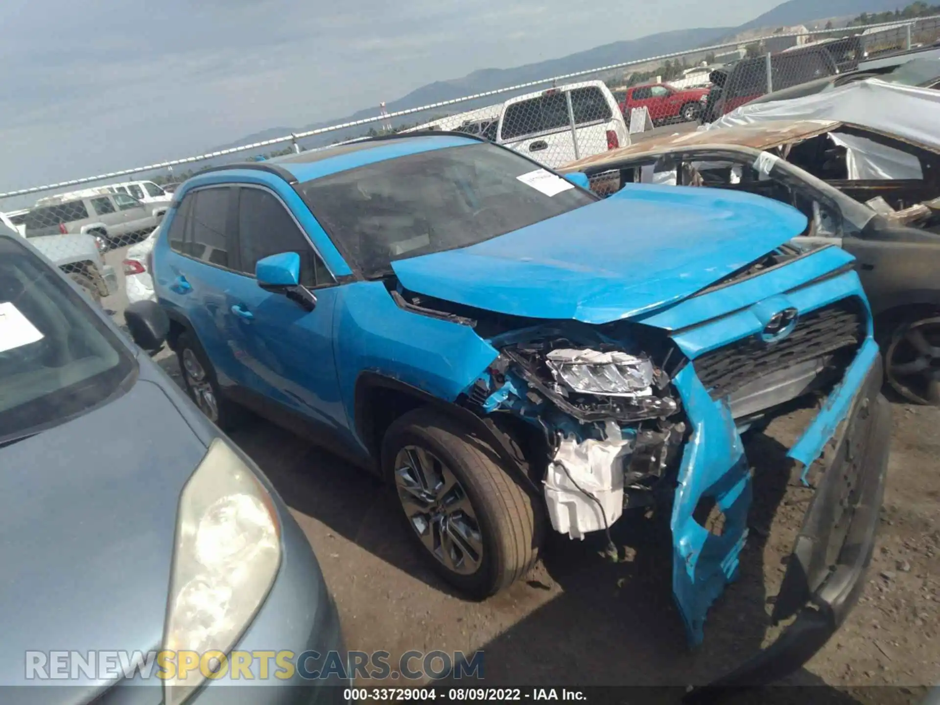 1 Photograph of a damaged car 2T3A1RFV1MW175416 TOYOTA RAV4 2021