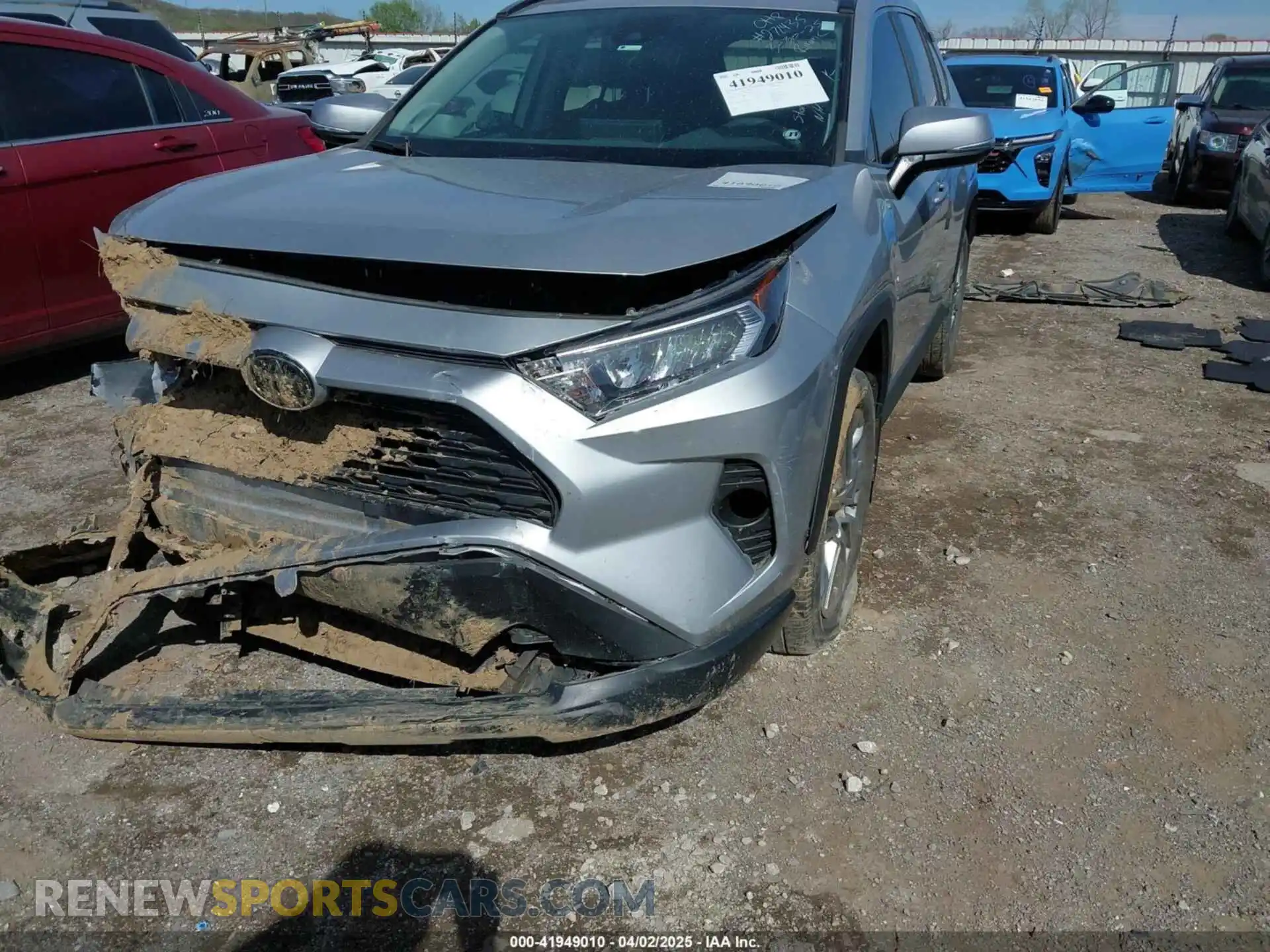 2 fotografías del automóvil dañado 2T3A1RFV1MW221679 TOYOTA RAV4 2021