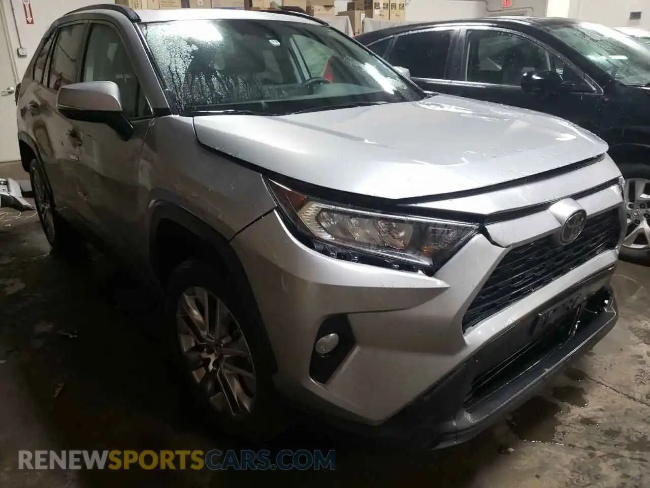 1 Photograph of a damaged car 2T3A1RFV2MC154172 TOYOTA RAV4 2021