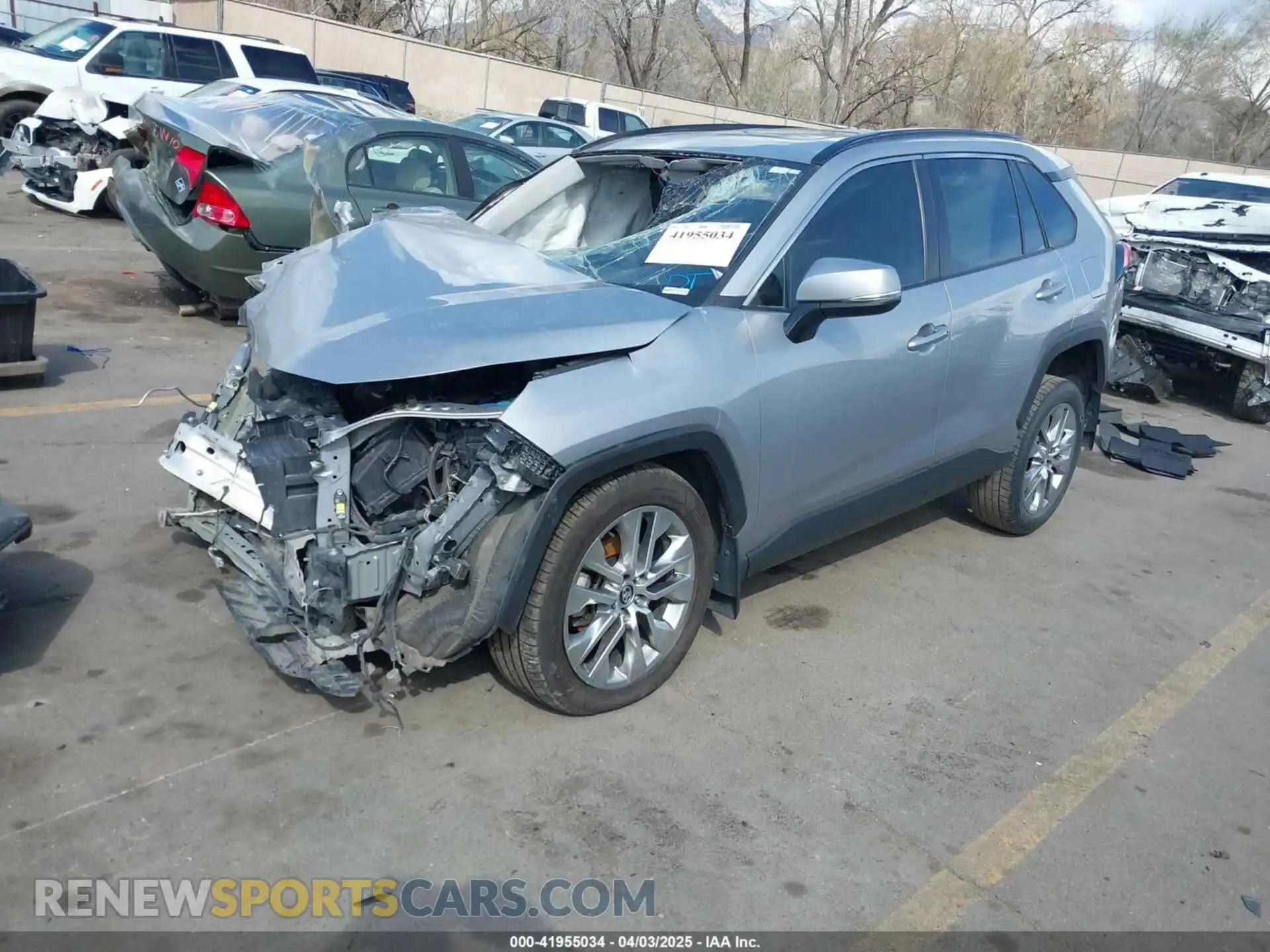 2 Photograph of a damaged car 2T3A1RFV2MC155712 TOYOTA RAV4 2021